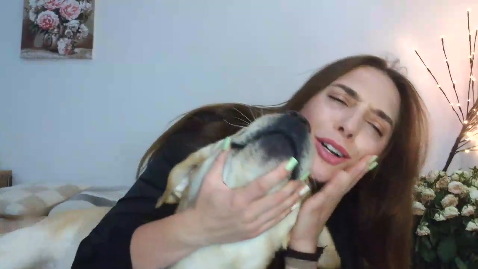 Gallery image thumbnail from NayaFrost's myfreecams stream on, 08/21/2026, 13:52 image 12 of 20