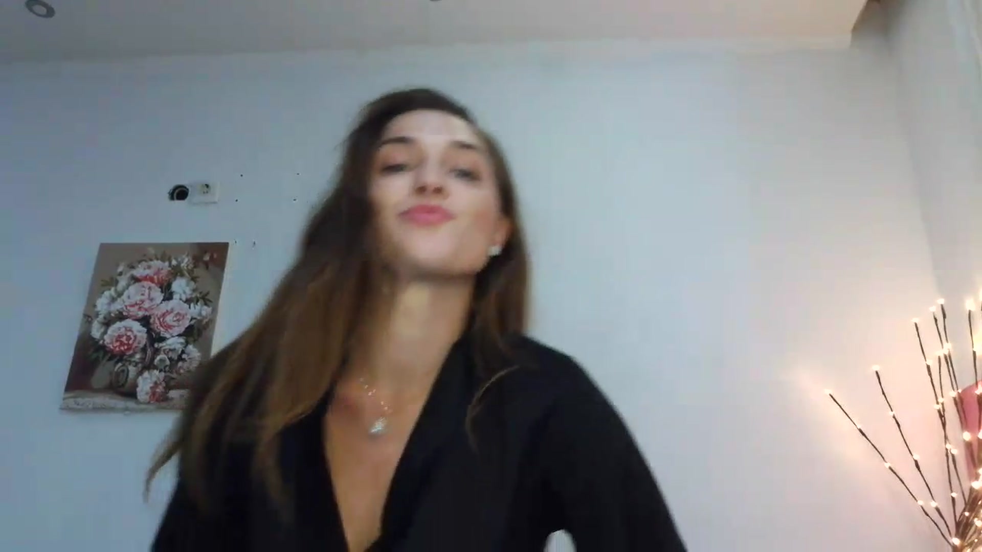 Gallery image thumbnail from NayaFrost's myfreecams stream on, 08/21/2026, 13:52 image 6 of 20