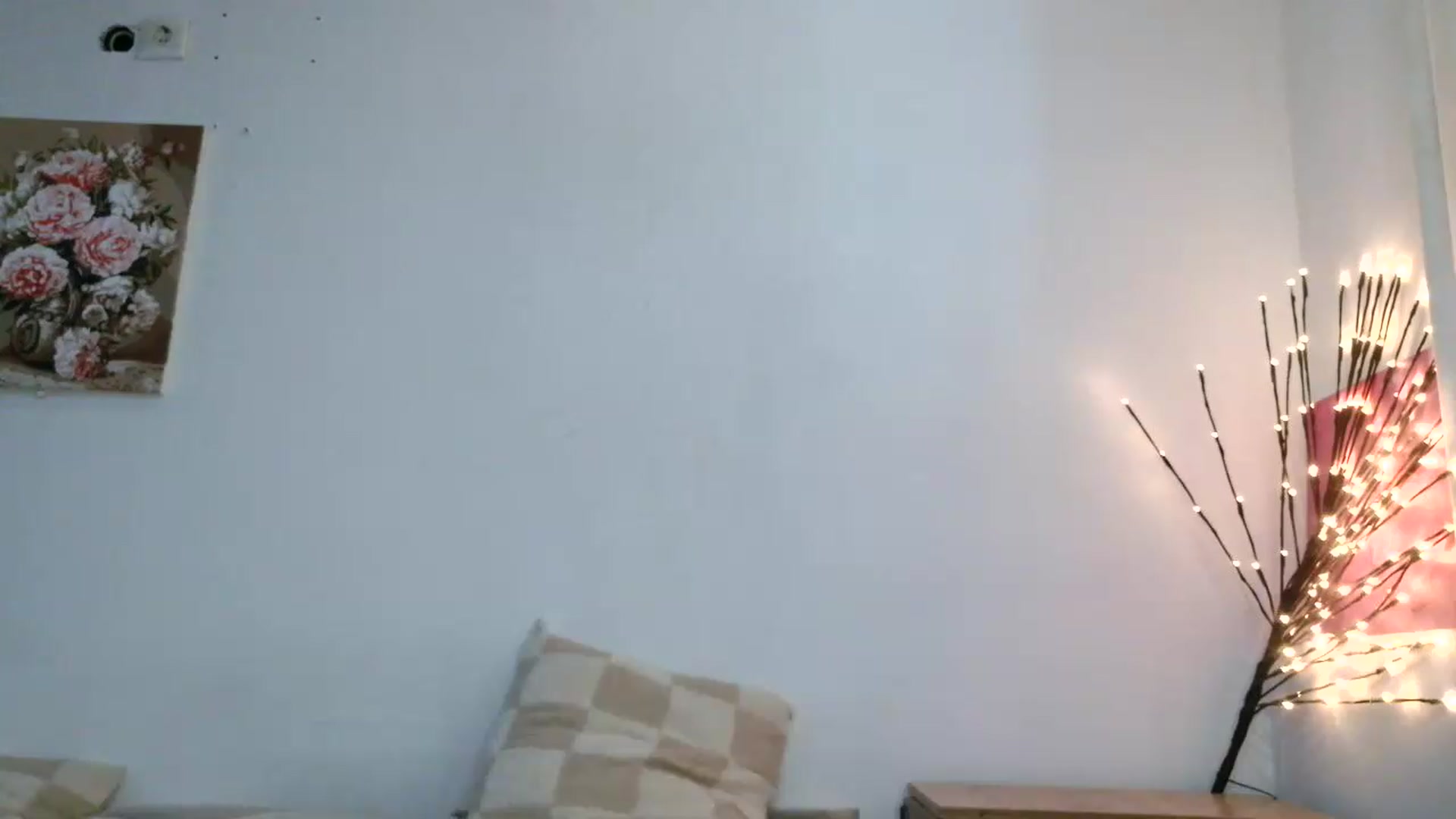 Gallery image thumbnail from NayaFrost's myfreecams stream on, 08/23/2026, 10:21 image 15 of 20