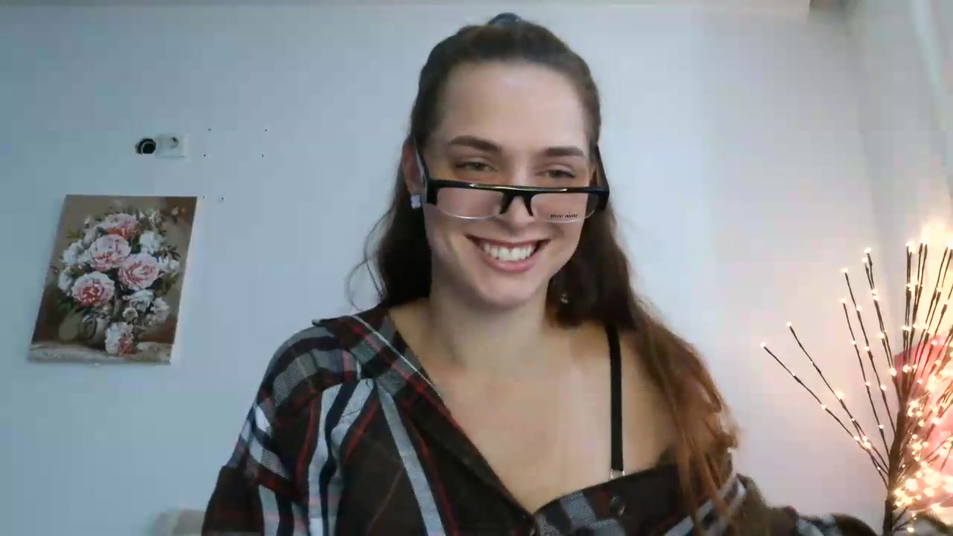 Gallery image thumbnail from NayaFrost's myfreecams stream on, 08/26/2026, 09:27 image 14 of 20
