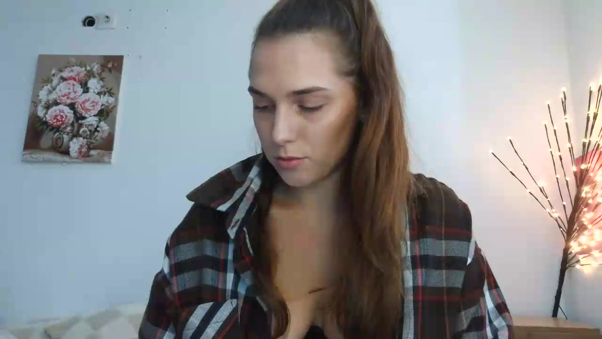 Gallery image thumbnail from NayaFrost's myfreecams stream on, 08/26/2026, 11:49 image 14 of 20