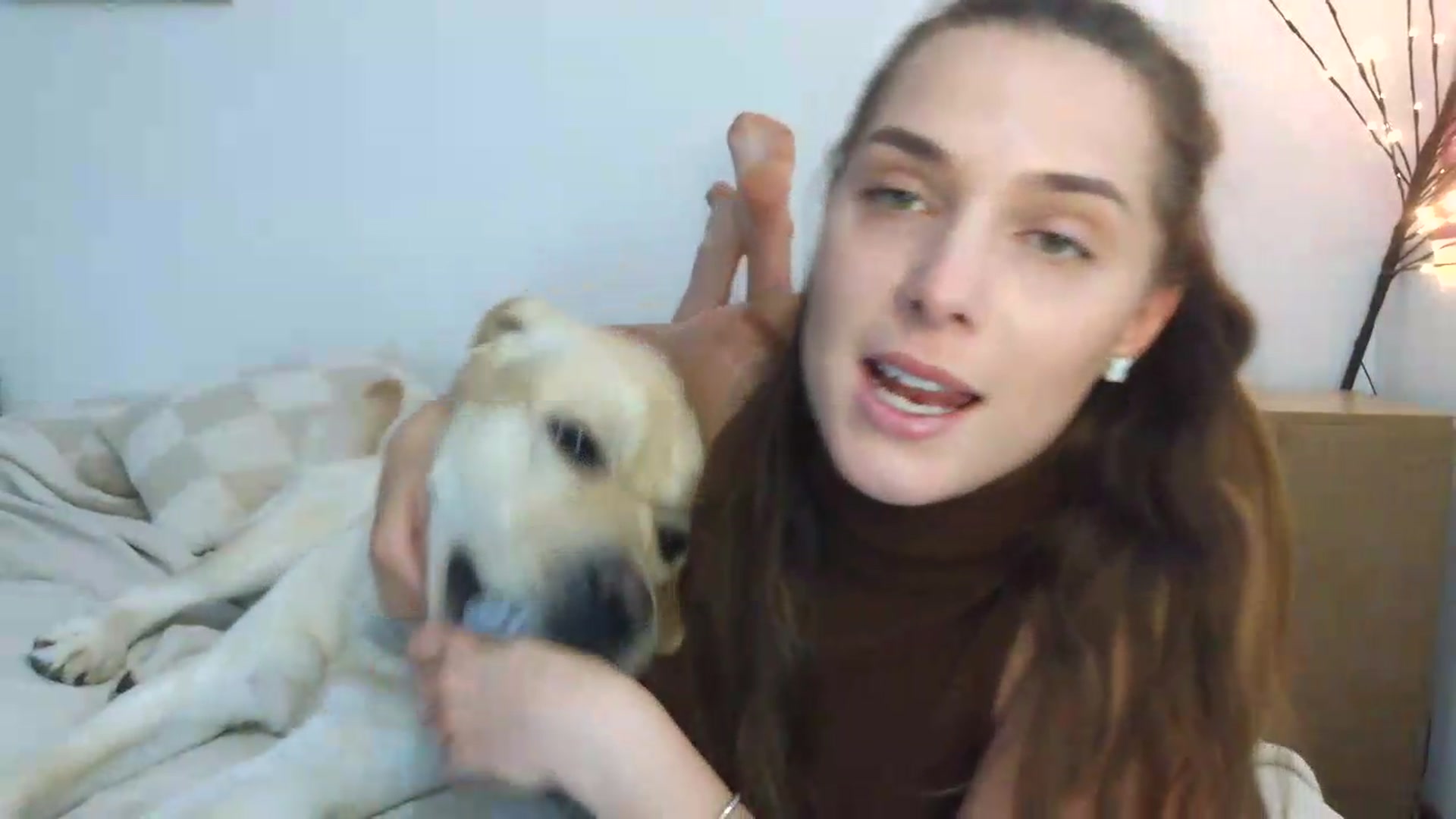 Gallery image thumbnail from NayaFrost's myfreecams stream on, 08/26/2026, 18:10 image 14 of 20