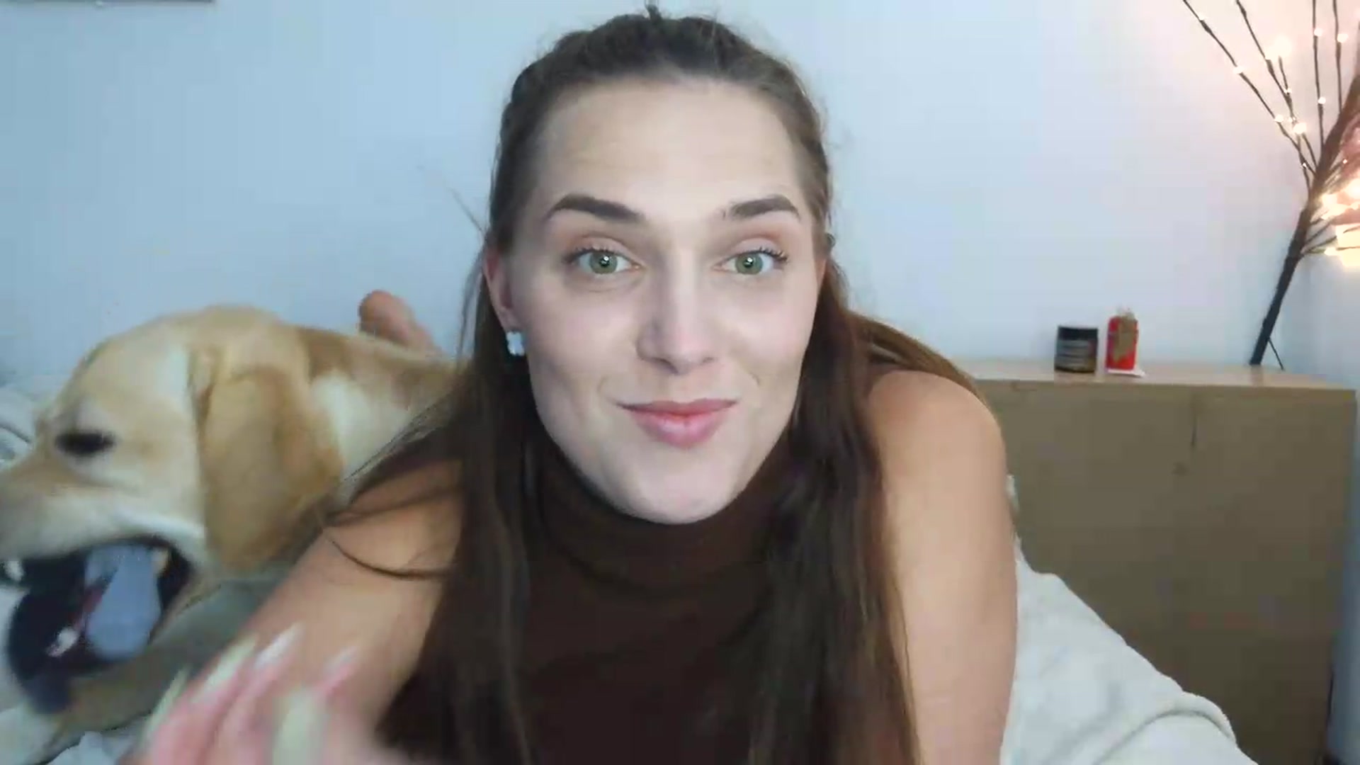 Gallery image thumbnail from NayaFrost's myfreecams stream on, 08/26/2026, 18:10 image 13 of 20