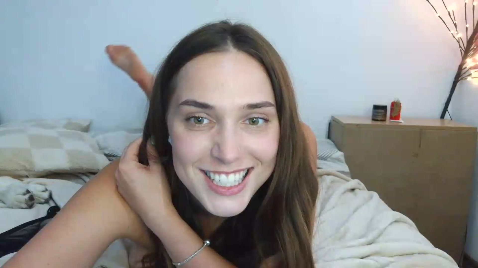Gallery image thumbnail from NayaFrost's myfreecams stream on, 08/26/2026, 18:10 image 5 of 20
