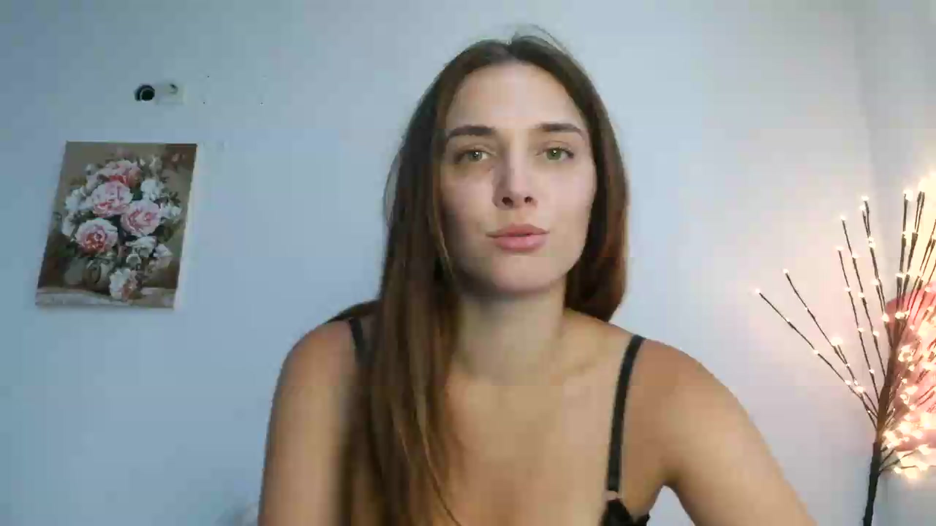 Gallery image thumbnail from NayaFrost's myfreecams stream on, 08/26/2026, 18:10 image 1 of 20