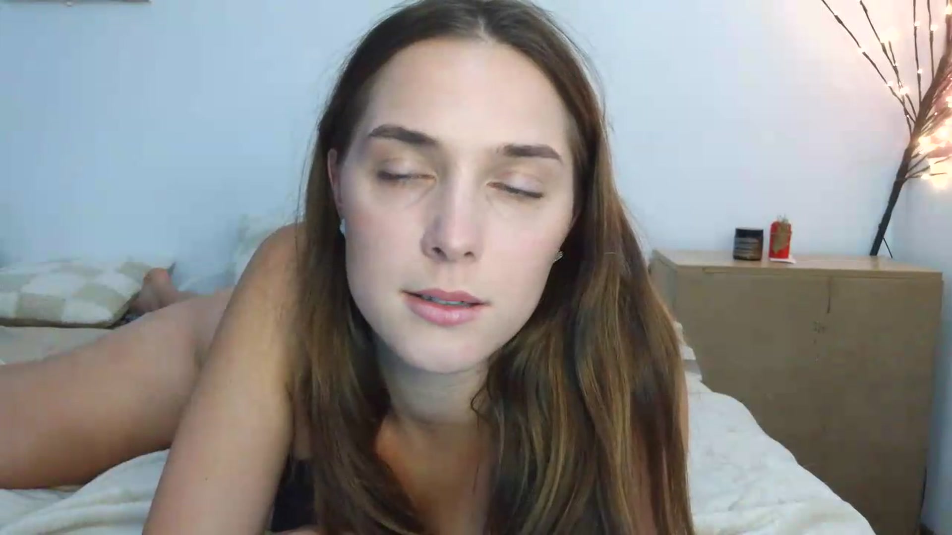 Gallery image thumbnail from NayaFrost's myfreecams stream on, 08/26/2026, 18:10 image 9 of 20