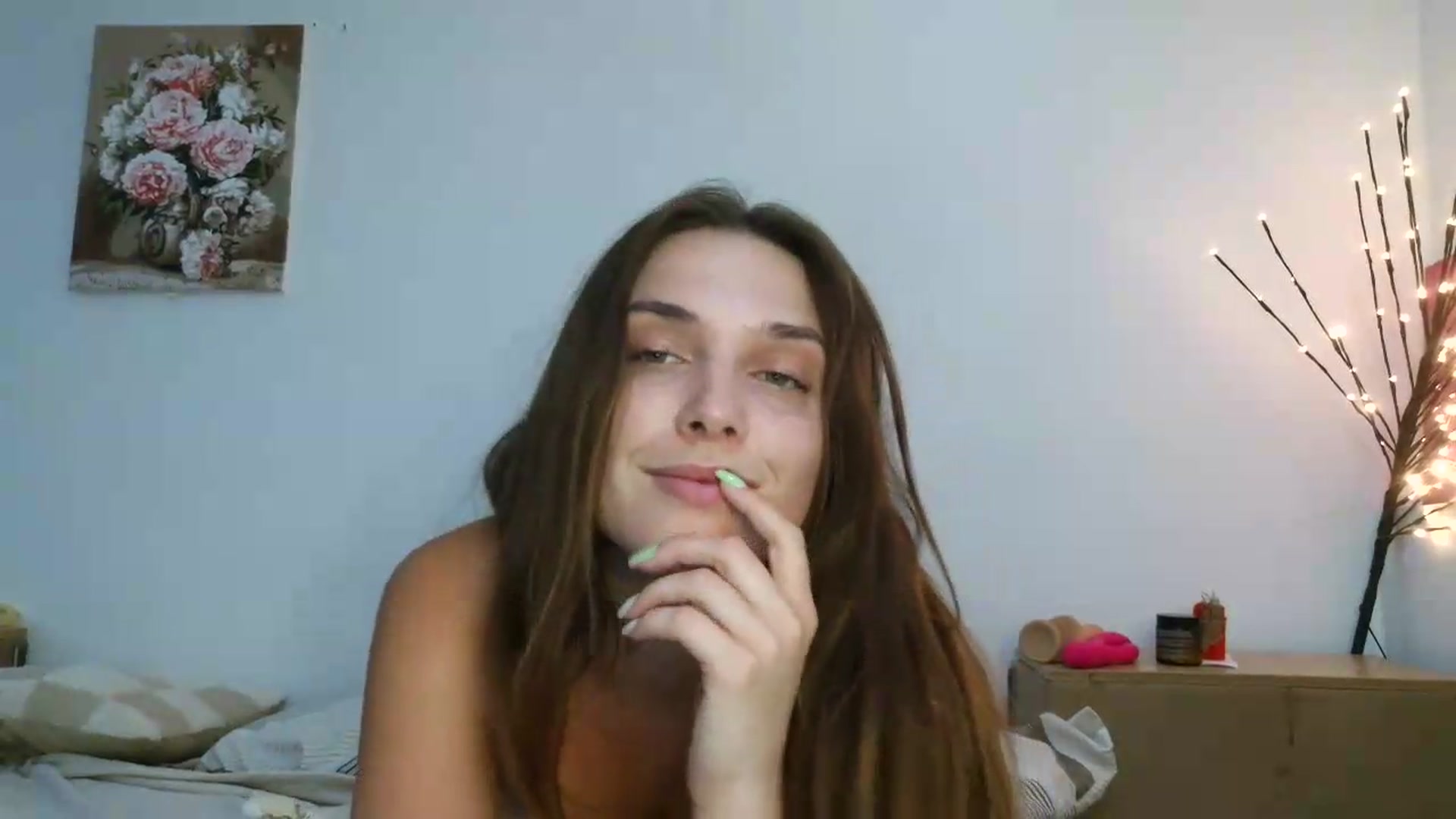 Gallery image thumbnail from NayaFrost's myfreecams stream on, 08/27/2026, 14:21 image 13 of 20