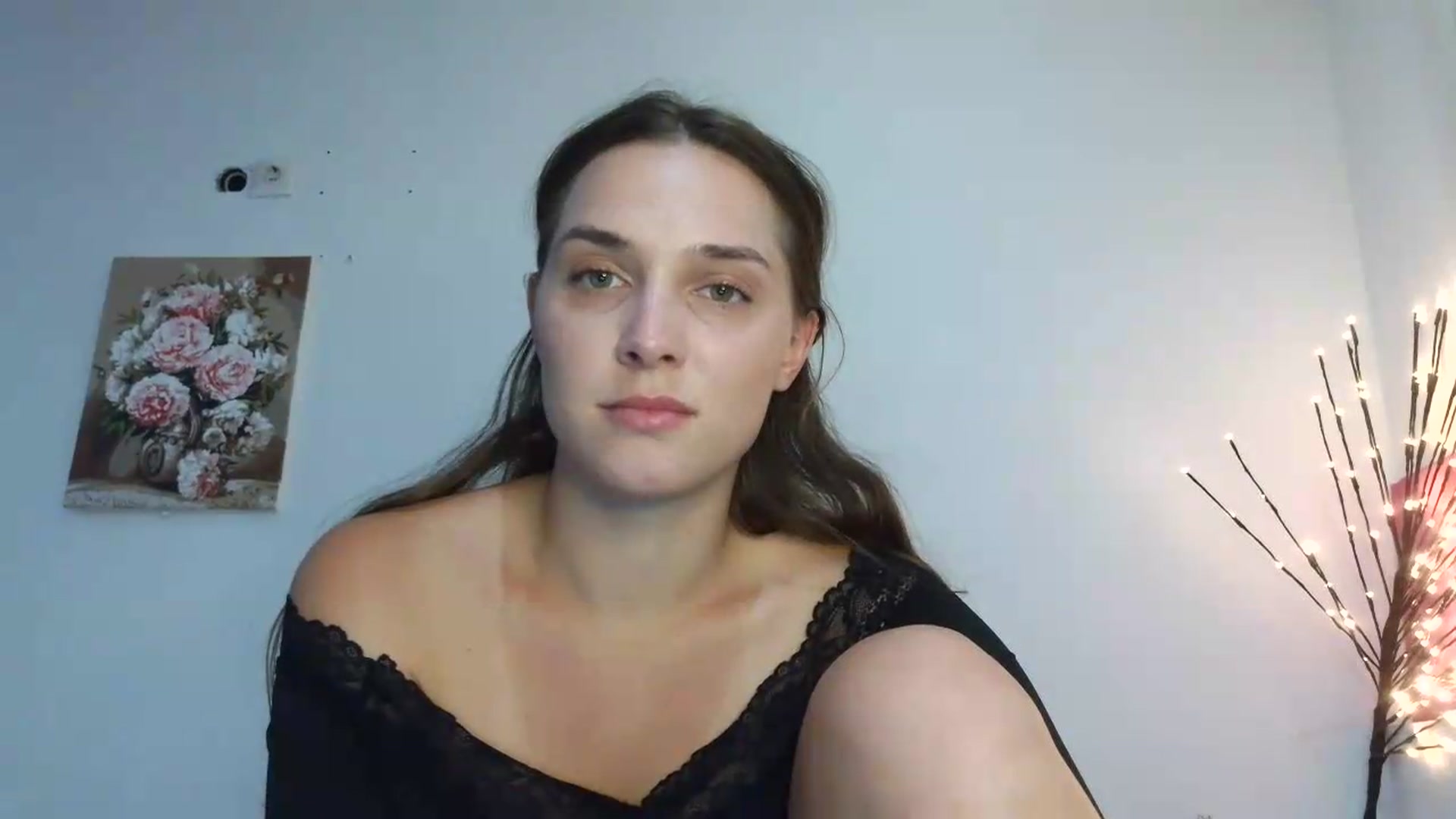 Gallery image thumbnail from NayaFrost's myfreecams stream on, 08/27/2026, 15:24 image 14 of 20