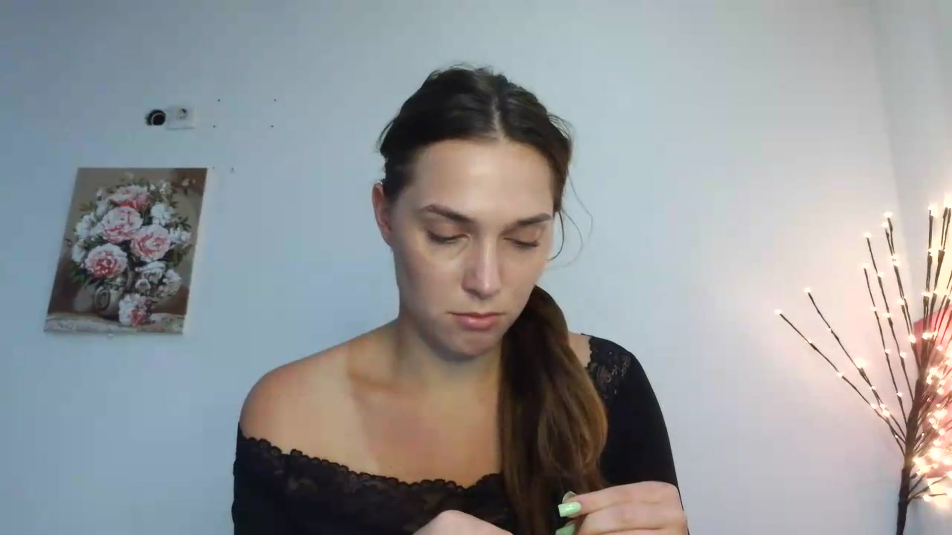 Gallery image thumbnail from NayaFrost's myfreecams stream on, 08/27/2026, 15:24 image 17 of 20
