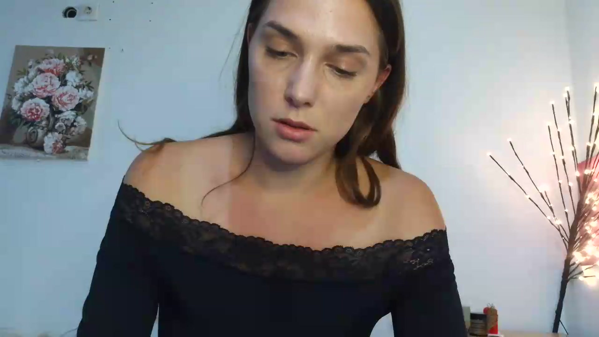Gallery image thumbnail from NayaFrost's myfreecams stream on, 08/27/2026, 17:00 image 19 of 20