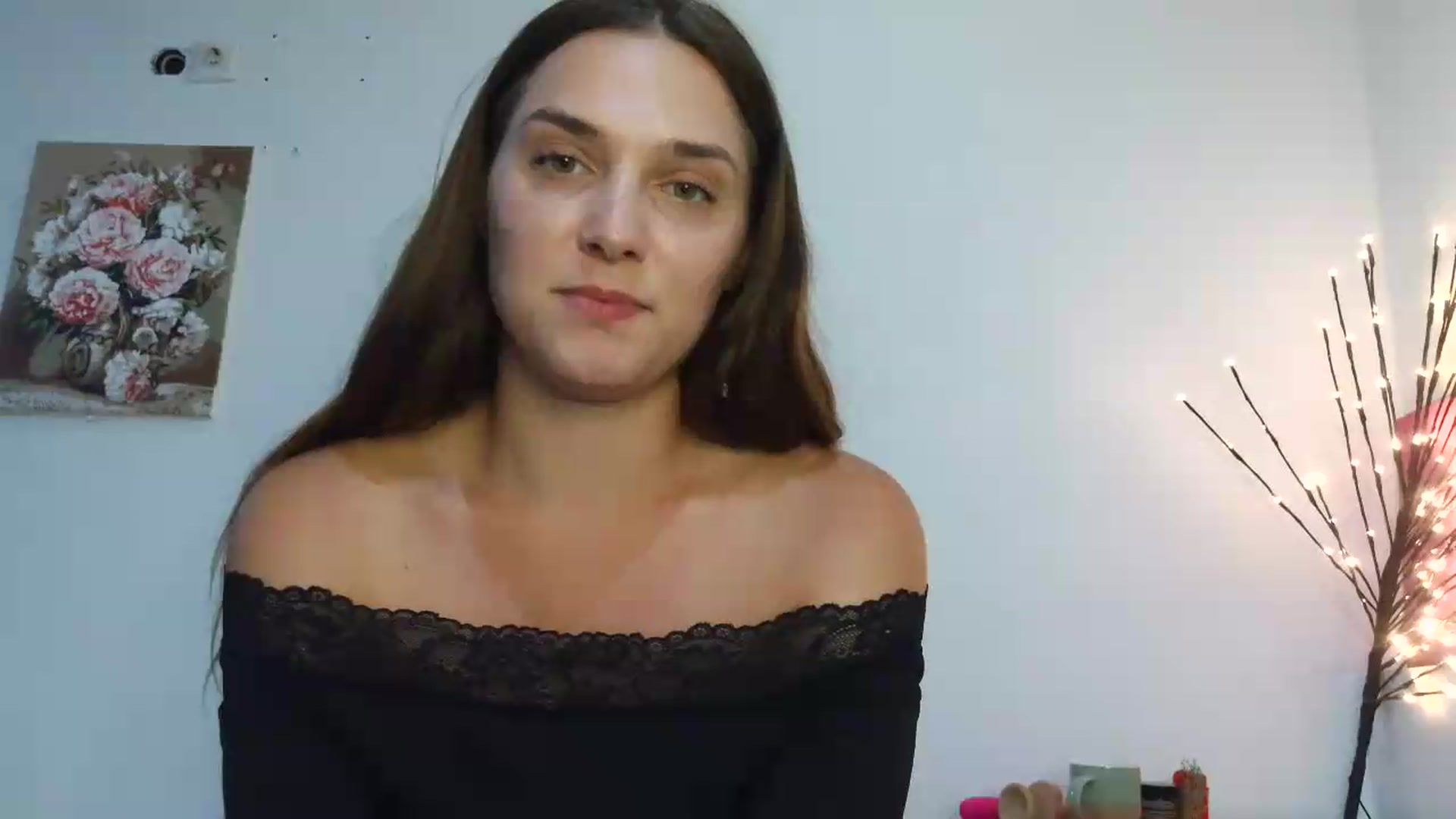 Gallery image thumbnail from NayaFrost's myfreecams stream on, 08/27/2026, 17:00 image 17 of 20