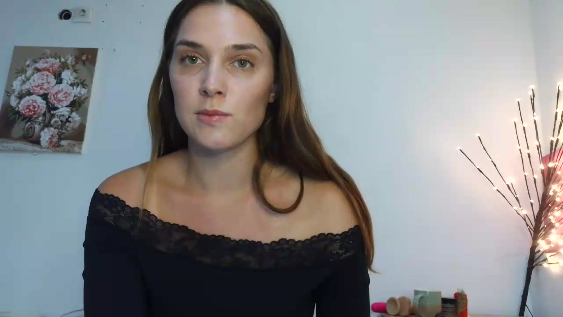 Gallery image thumbnail from NayaFrost's myfreecams stream on, 08/27/2026, 17:00 image 15 of 20