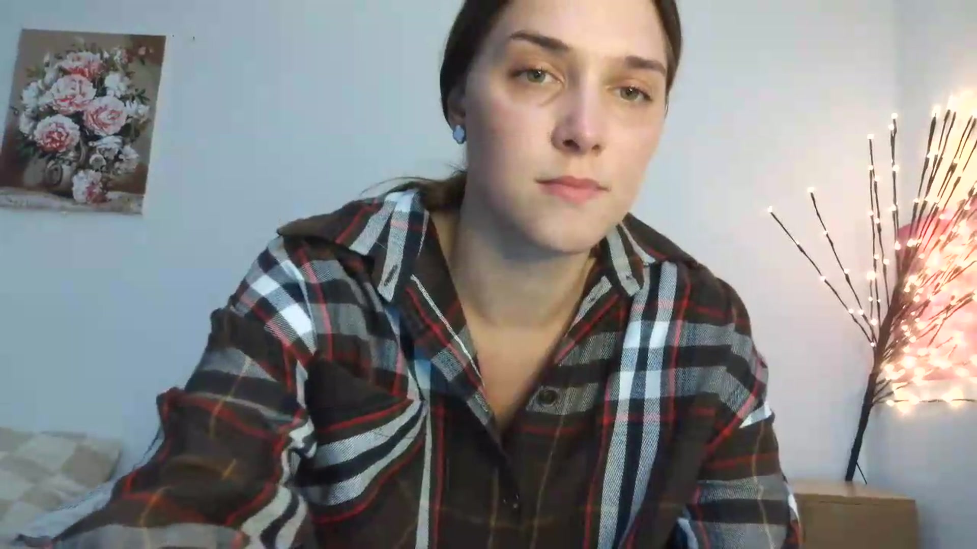 Gallery image thumbnail from NayaFrost's myfreecams stream on, 08/28/2026, 15:43 image 12 of 20