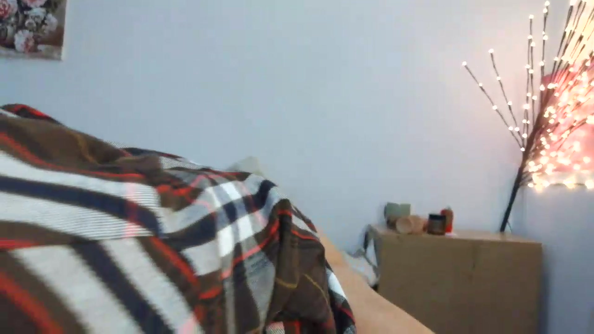 Gallery image thumbnail from NayaFrost's myfreecams stream on, 08/28/2026, 15:43 image 18 of 20