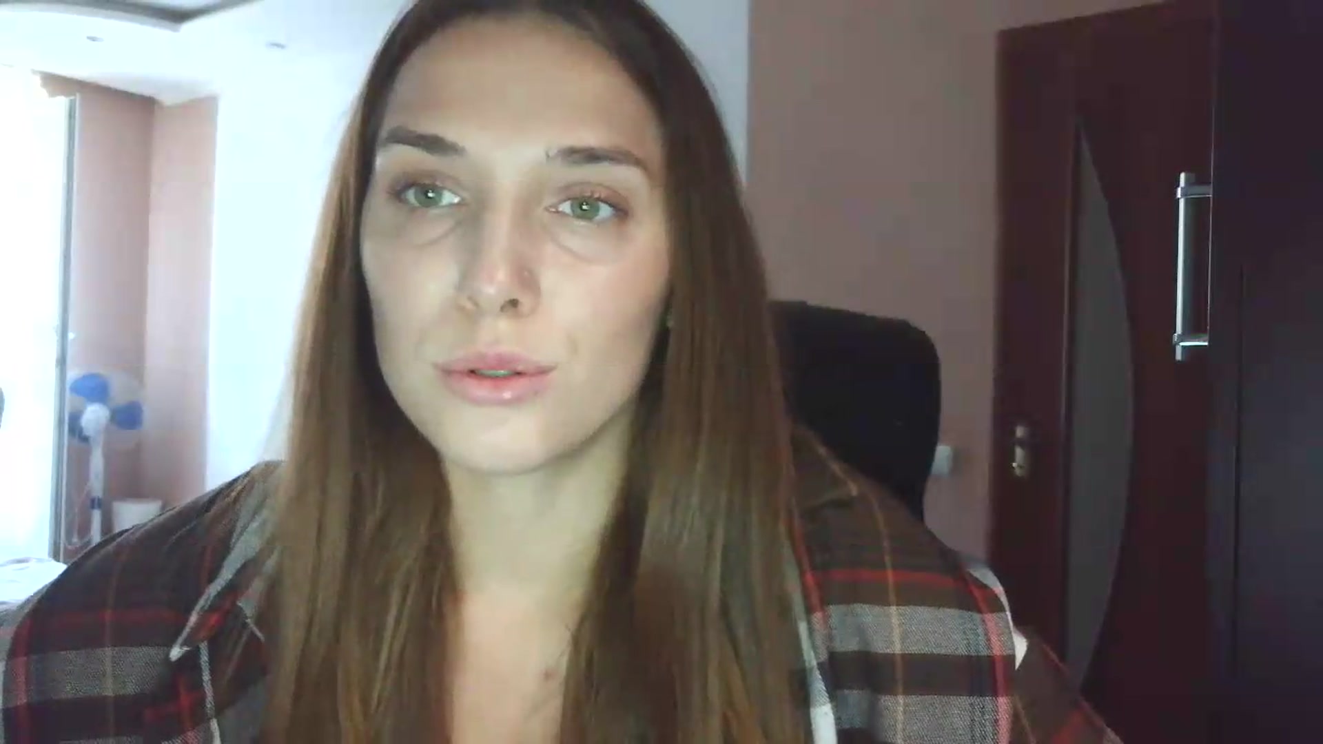 Gallery image thumbnail from NayaFrost's myfreecams stream on, 09/08/2026, 13:01 image 5 of 20