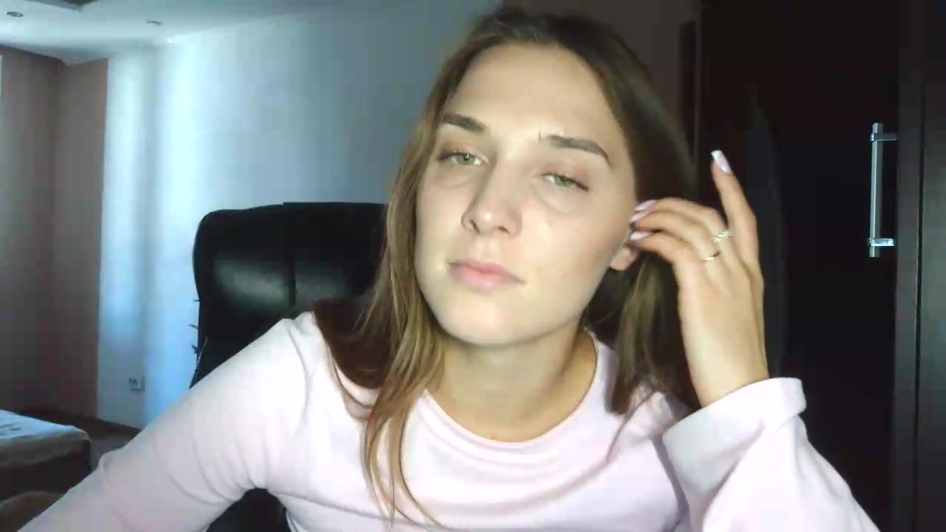 Gallery image thumbnail from NayaFrost's myfreecams stream on, 09/11/2026, 11:35 image 9 of 20