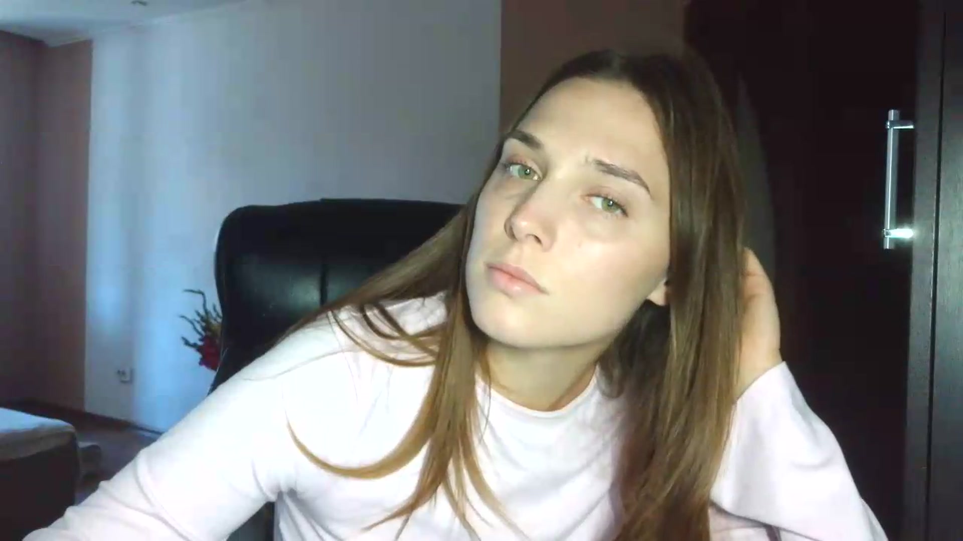 Gallery image thumbnail from NayaFrost's myfreecams stream on, 09/11/2026, 12:51 image 20 of 20