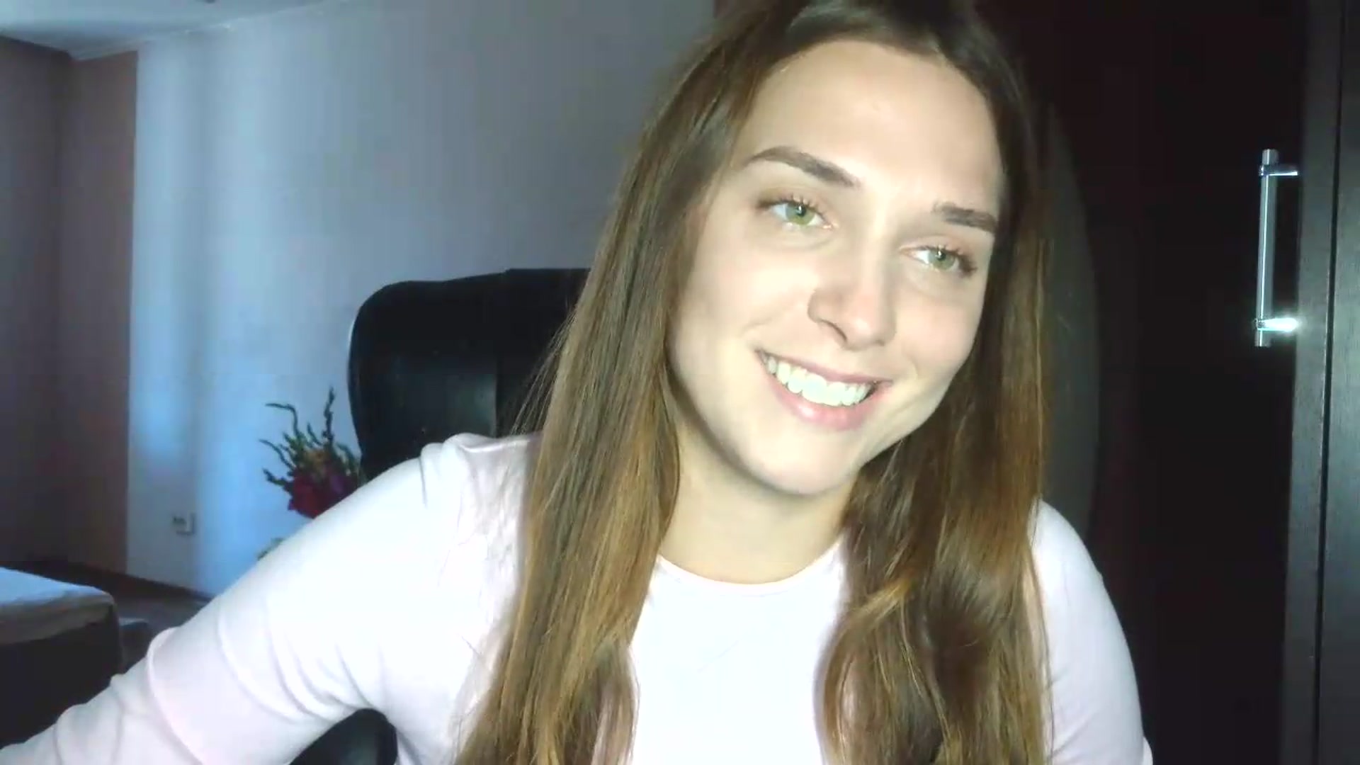 Gallery image thumbnail from NayaFrost's myfreecams stream on, 09/11/2026, 12:51 image 11 of 20