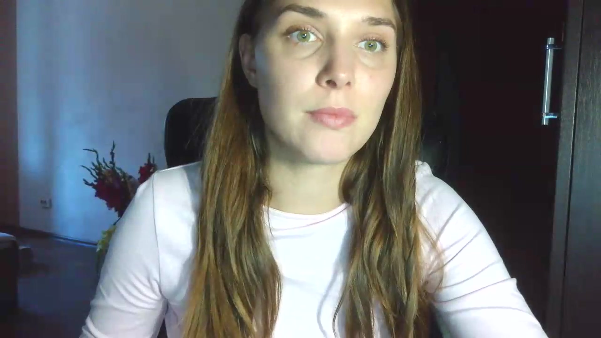 Gallery image thumbnail from NayaFrost's myfreecams stream on, 09/11/2026, 14:29 image 12 of 20