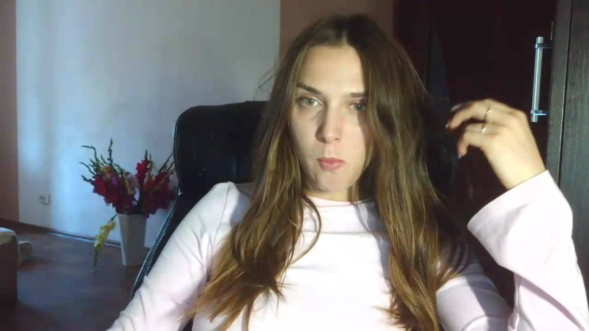 Gallery image thumbnail from NayaFrost's myfreecams stream on, 09/11/2026, 14:29 image 5 of 20