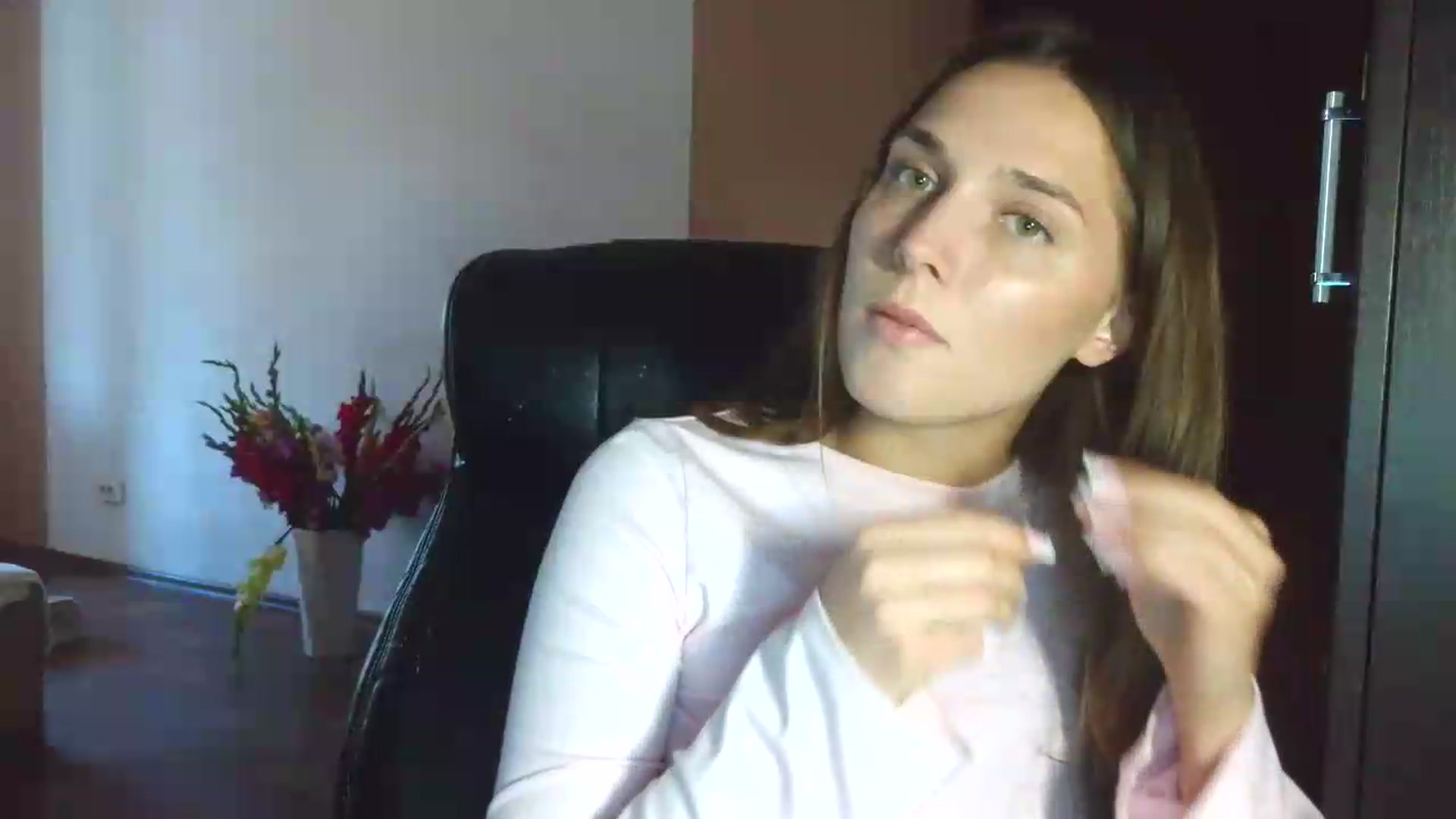 Gallery image thumbnail from NayaFrost's myfreecams stream on, 09/11/2026, 14:49 image 6 of 20