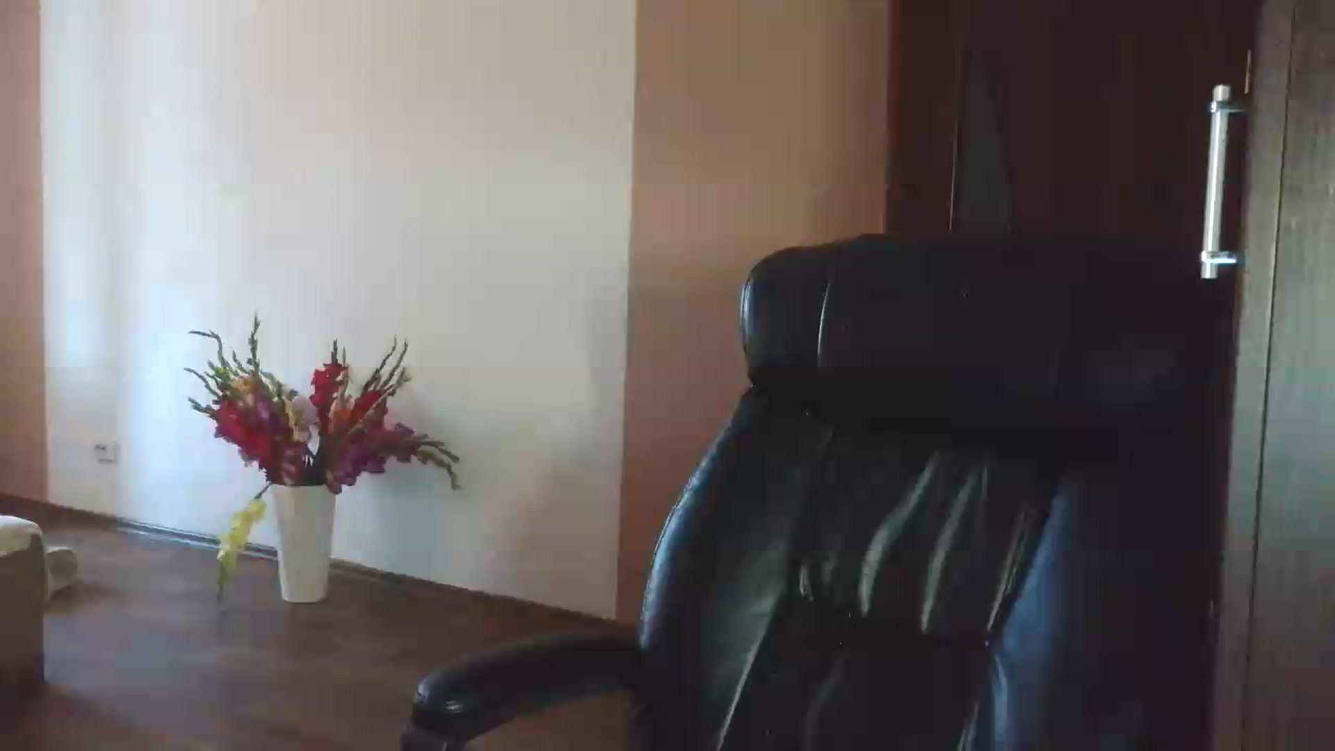 Gallery image thumbnail from NayaFrost's myfreecams stream on, 09/11/2026, 14:49 image 13 of 20