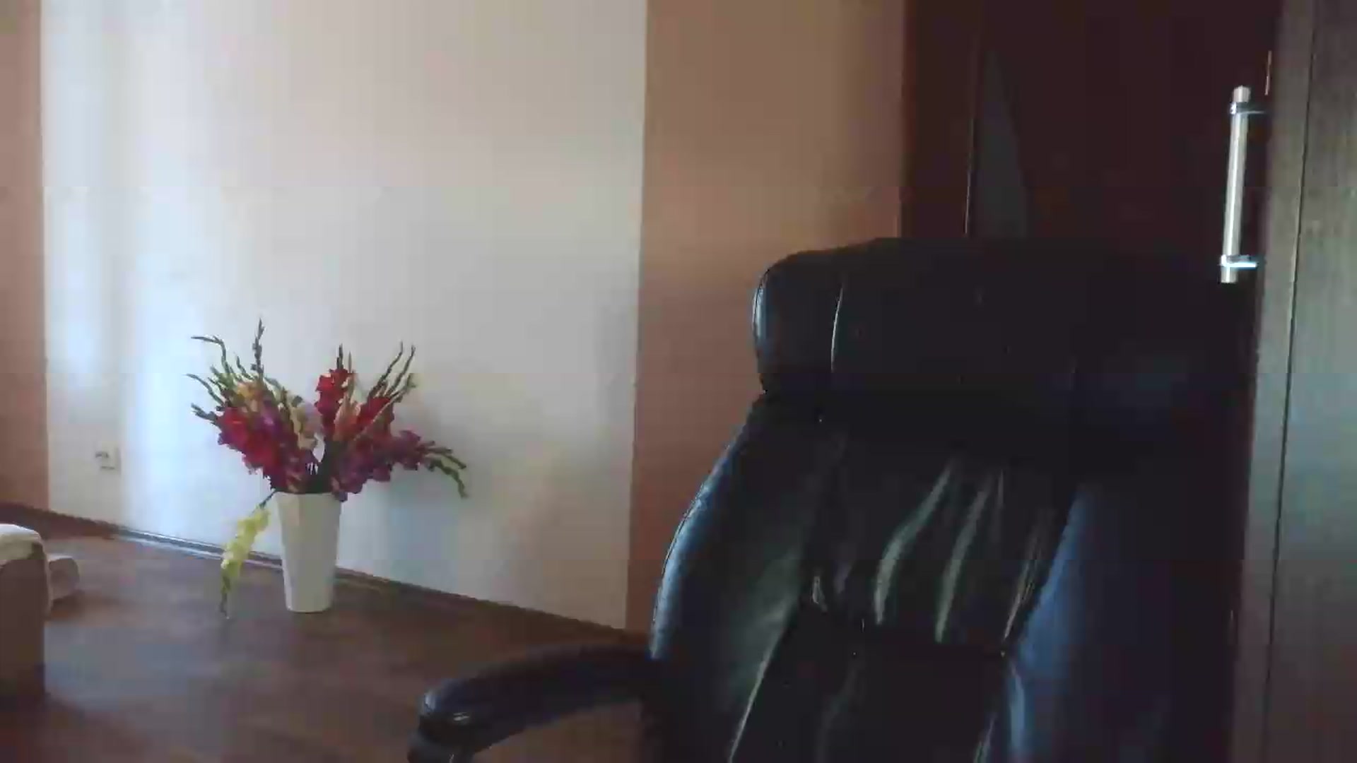 Gallery image thumbnail from NayaFrost's myfreecams stream on, 09/11/2026, 14:49 image 17 of 20