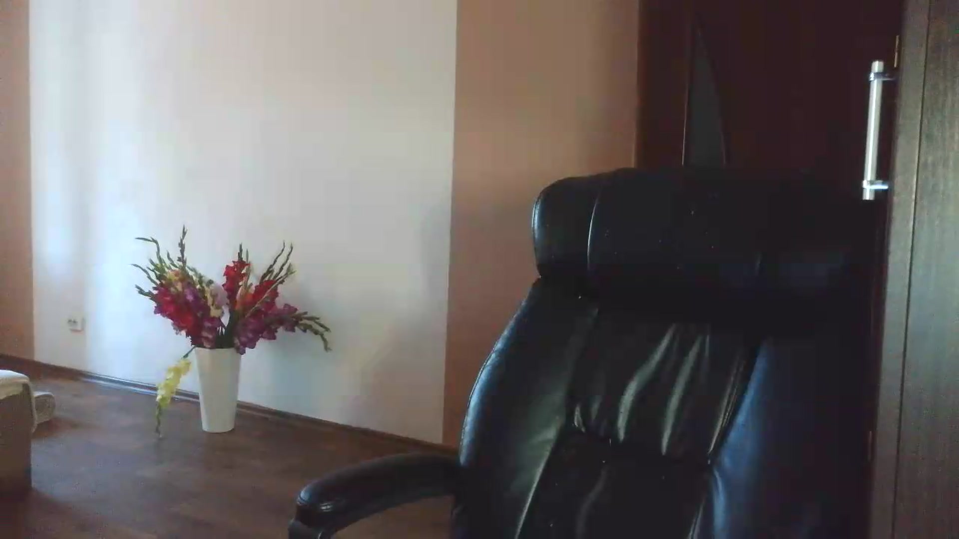 Gallery image thumbnail from NayaFrost's myfreecams stream on, 09/11/2026, 14:49 image 9 of 20