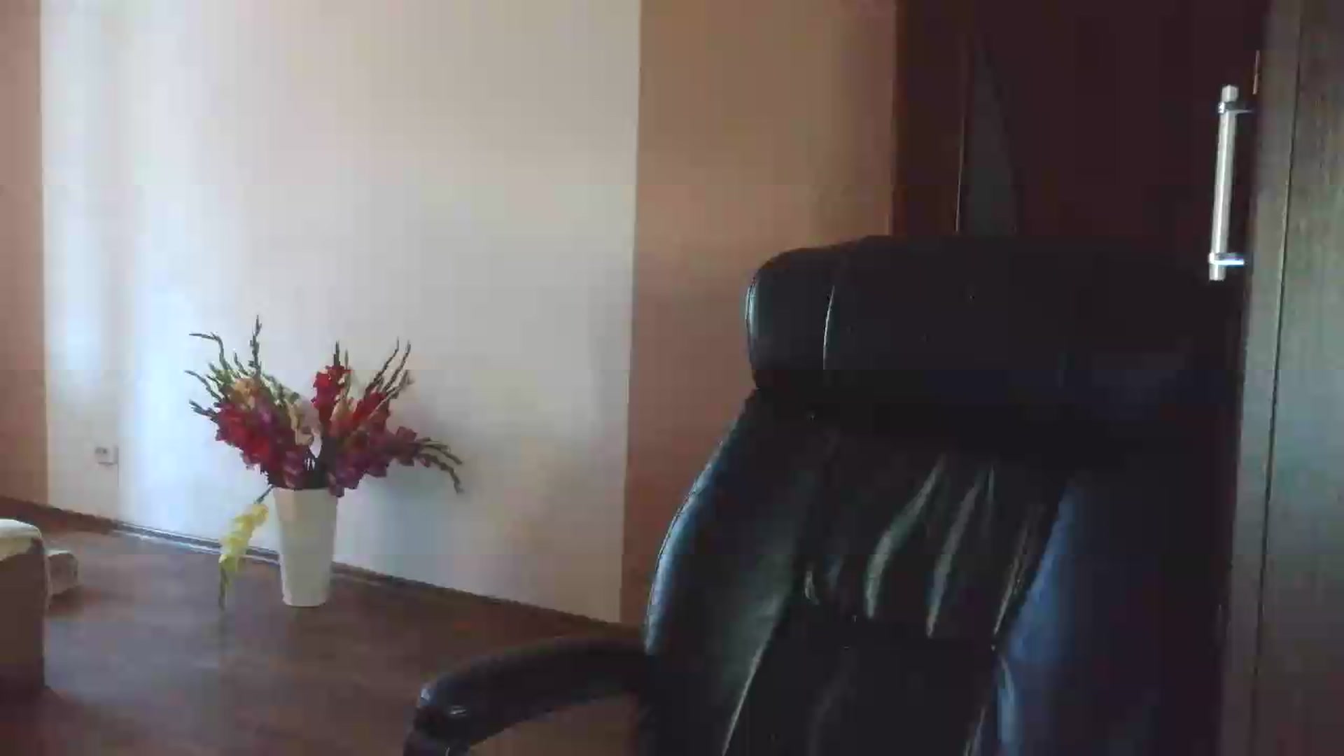 Gallery image thumbnail from NayaFrost's myfreecams stream on, 09/11/2026, 14:49 image 19 of 20