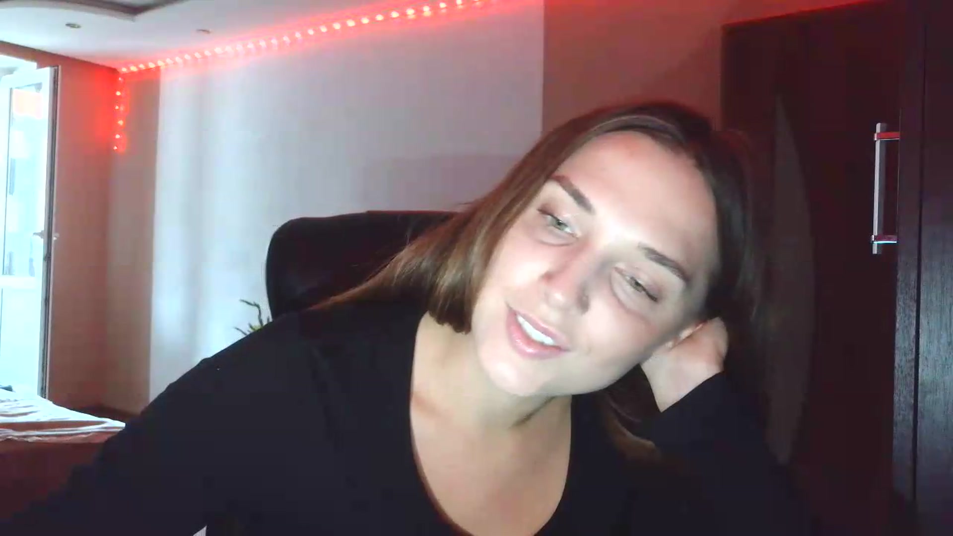 Gallery image thumbnail from NayaFrost's myfreecams stream on, 09/12/2026, 11:55 image 19 of 20