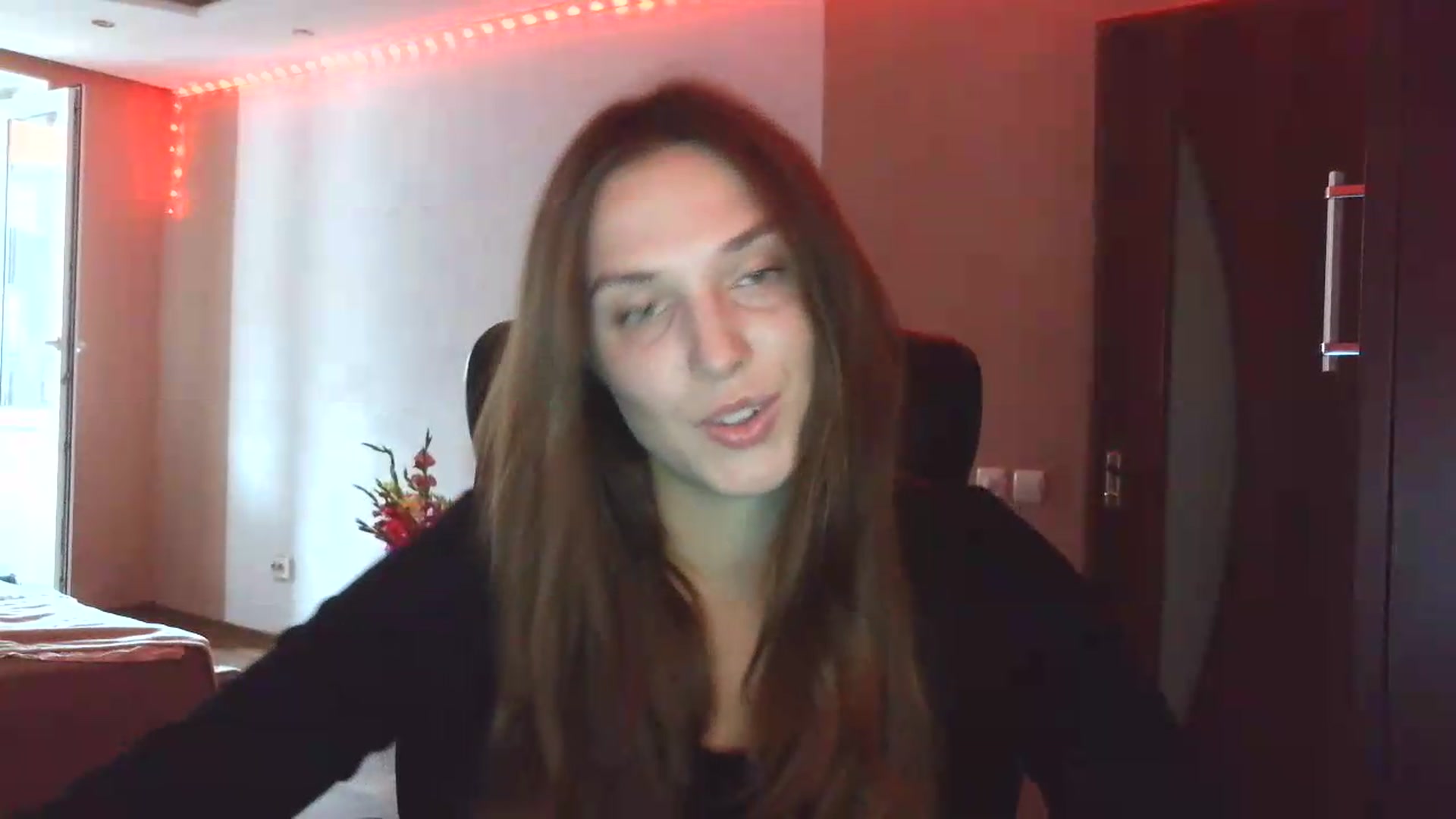 Gallery image thumbnail from NayaFrost's myfreecams stream on, 09/12/2026, 11:55 image 15 of 20