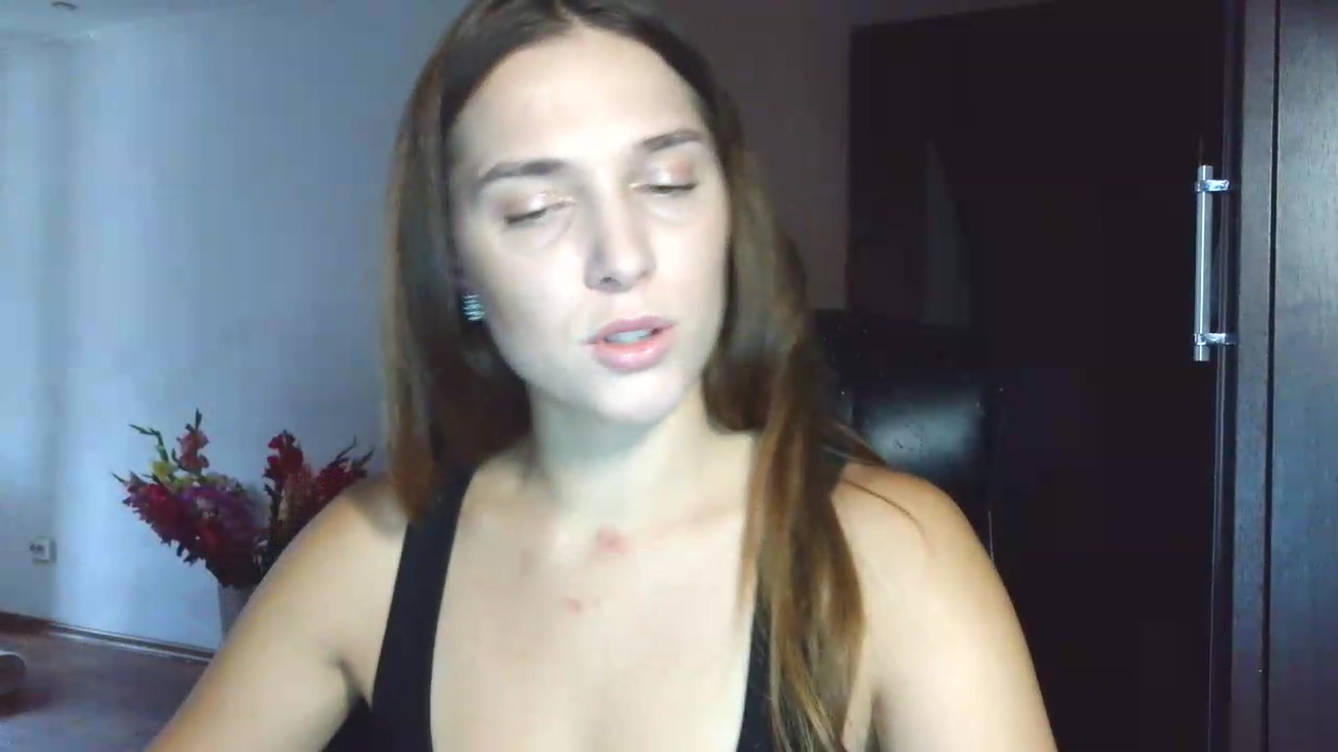 Gallery image thumbnail from NayaFrost's myfreecams stream on, 09/14/2026, 11:58 image 16 of 20