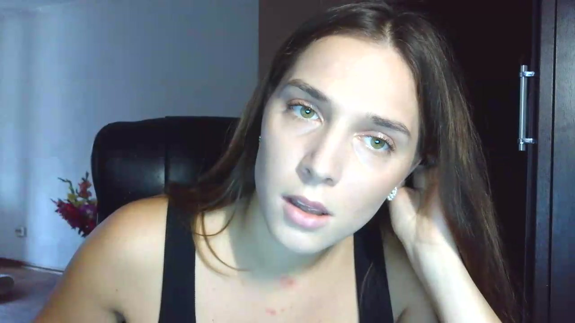 Gallery image thumbnail from NayaFrost's myfreecams stream on, 09/14/2026, 12:47 image 9 of 20