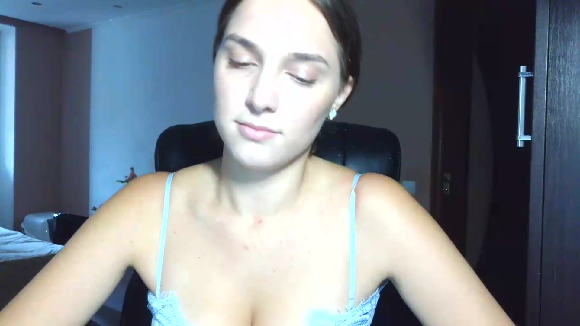 Gallery image thumbnail from NayaFrost's myfreecams stream on, 09/15/2026, 11:49 image 7 of 20