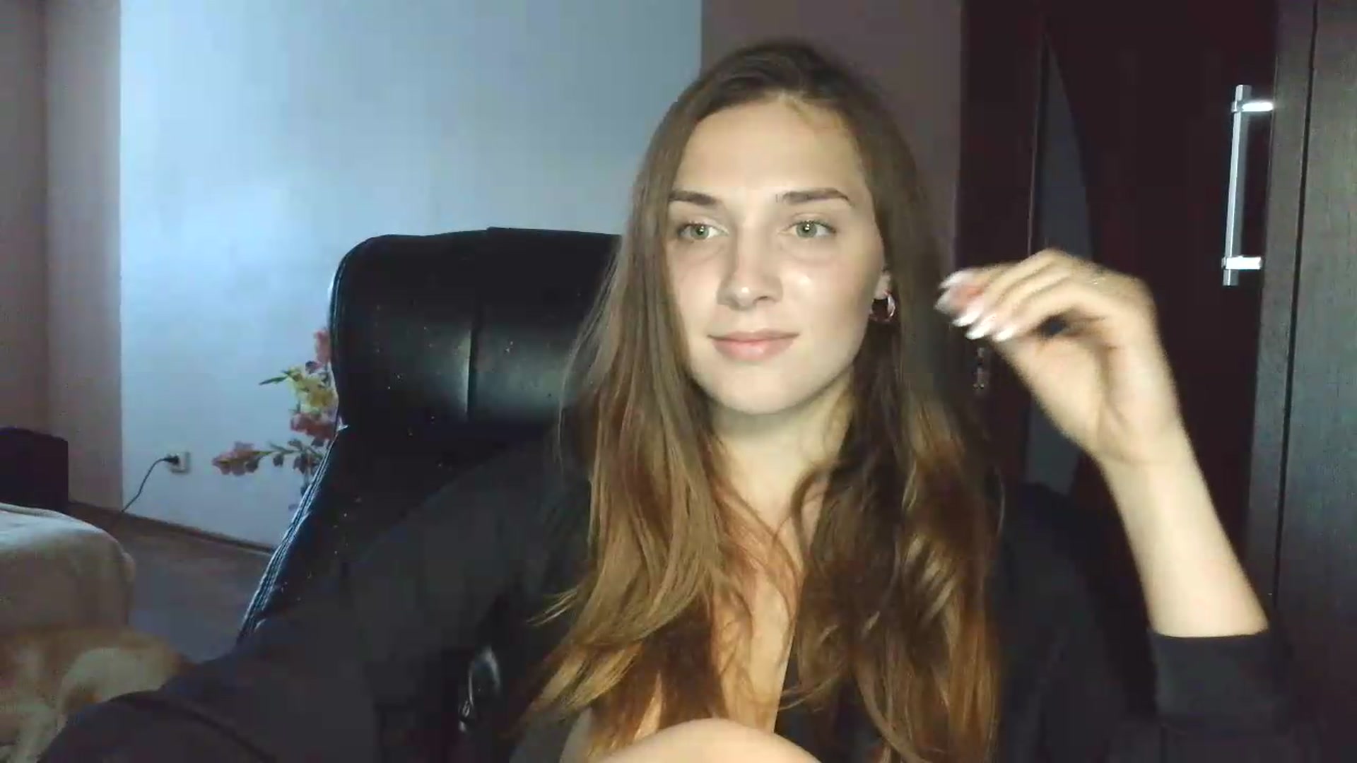 Gallery image thumbnail from NayaFrost's myfreecams stream on, 09/17/2026, 14:14 image 18 of 20
