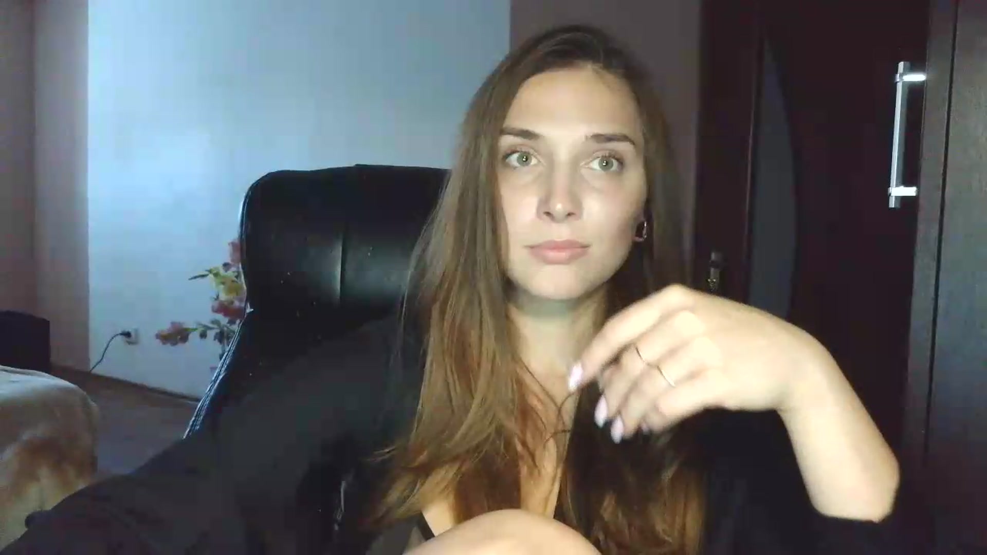 Gallery image thumbnail from NayaFrost's myfreecams stream on, 09/17/2026, 14:14 image 19 of 20