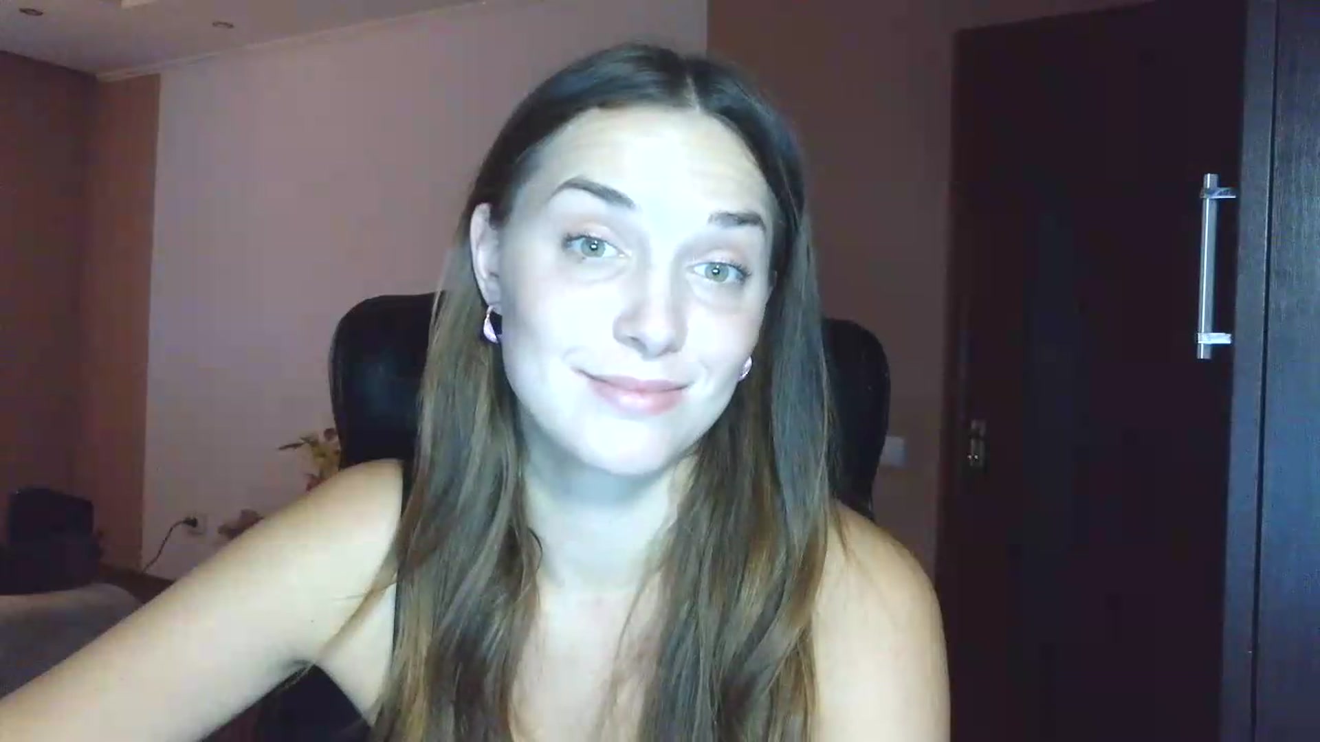 Gallery image thumbnail from NayaFrost's myfreecams stream on, 09/17/2026, 15:53 image 13 of 20