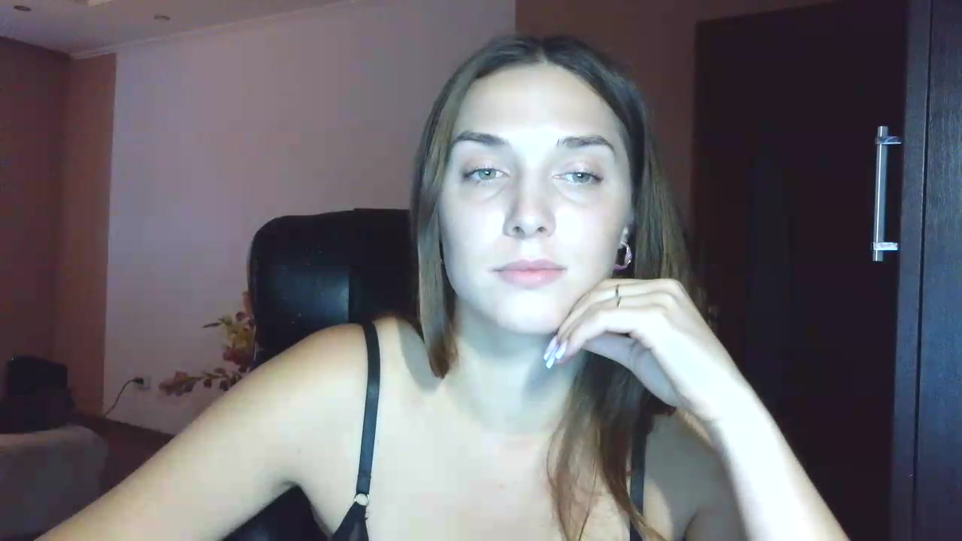 Gallery image thumbnail from NayaFrost's myfreecams stream on, 09/17/2026, 15:53 image 3 of 20