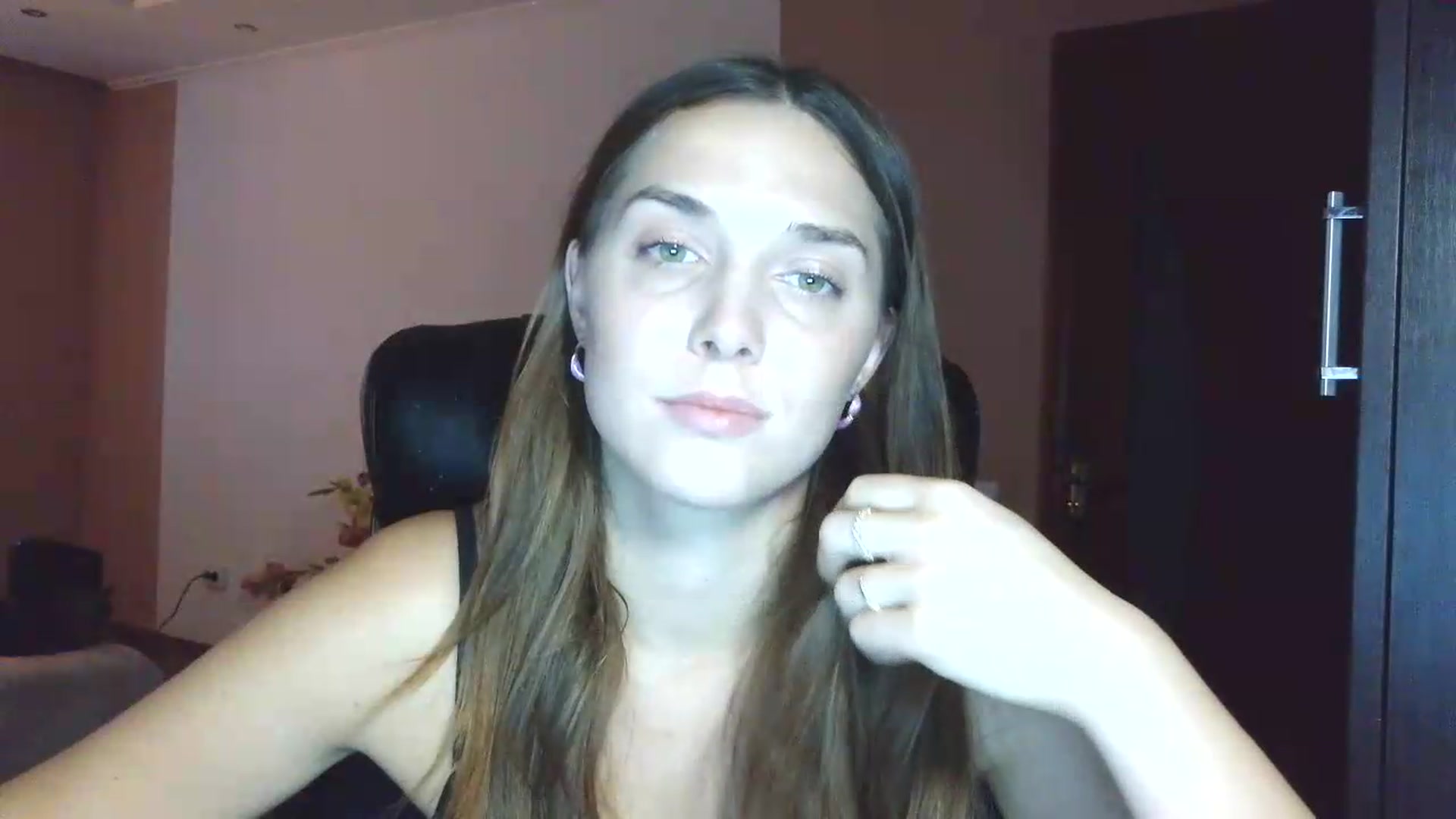Gallery image thumbnail from NayaFrost's myfreecams stream on, 09/17/2026, 15:53 image 12 of 20