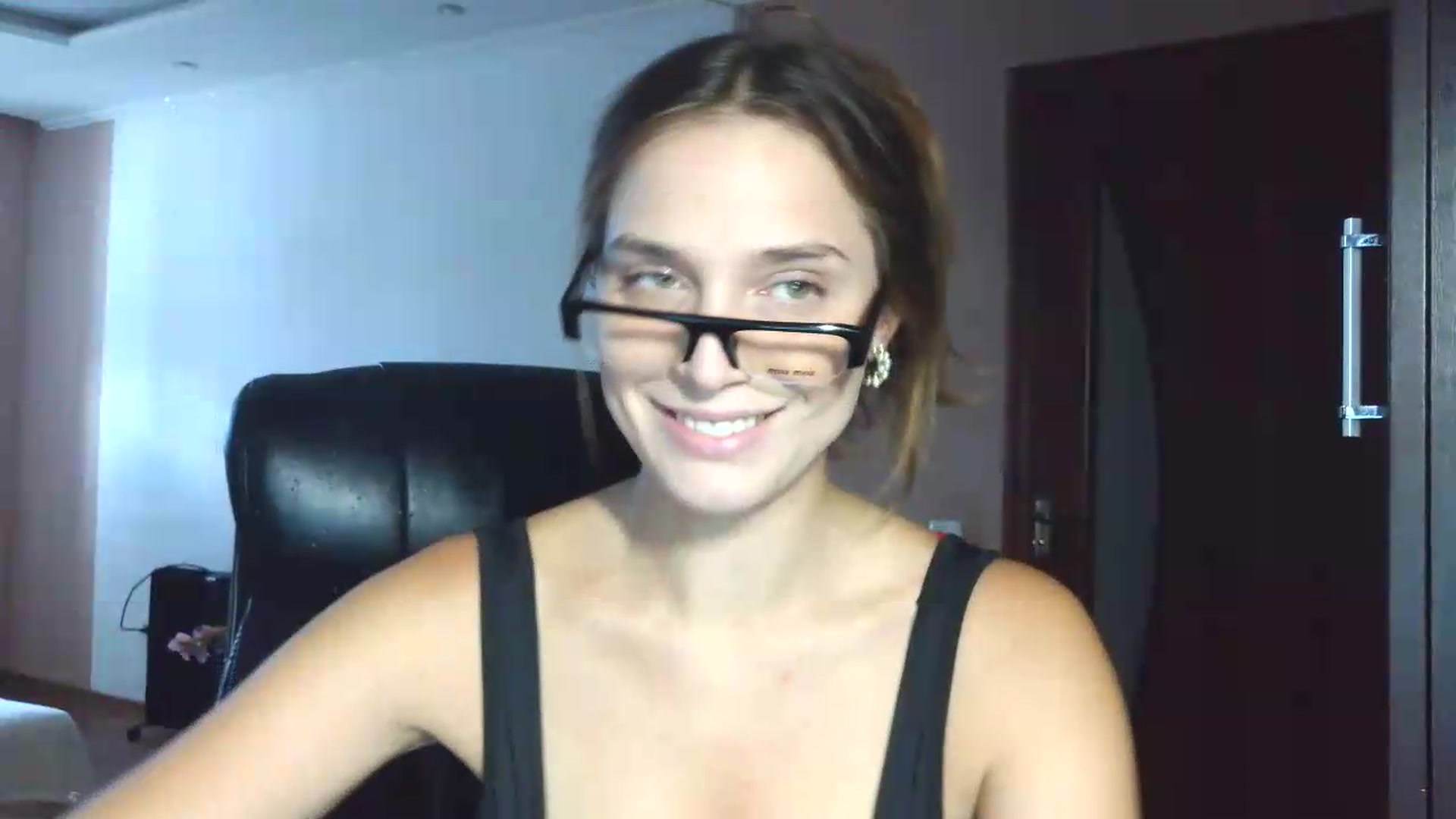 Gallery image thumbnail from NayaFrost's myfreecams stream on, 09/18/2026, 12:15 image 11 of 20