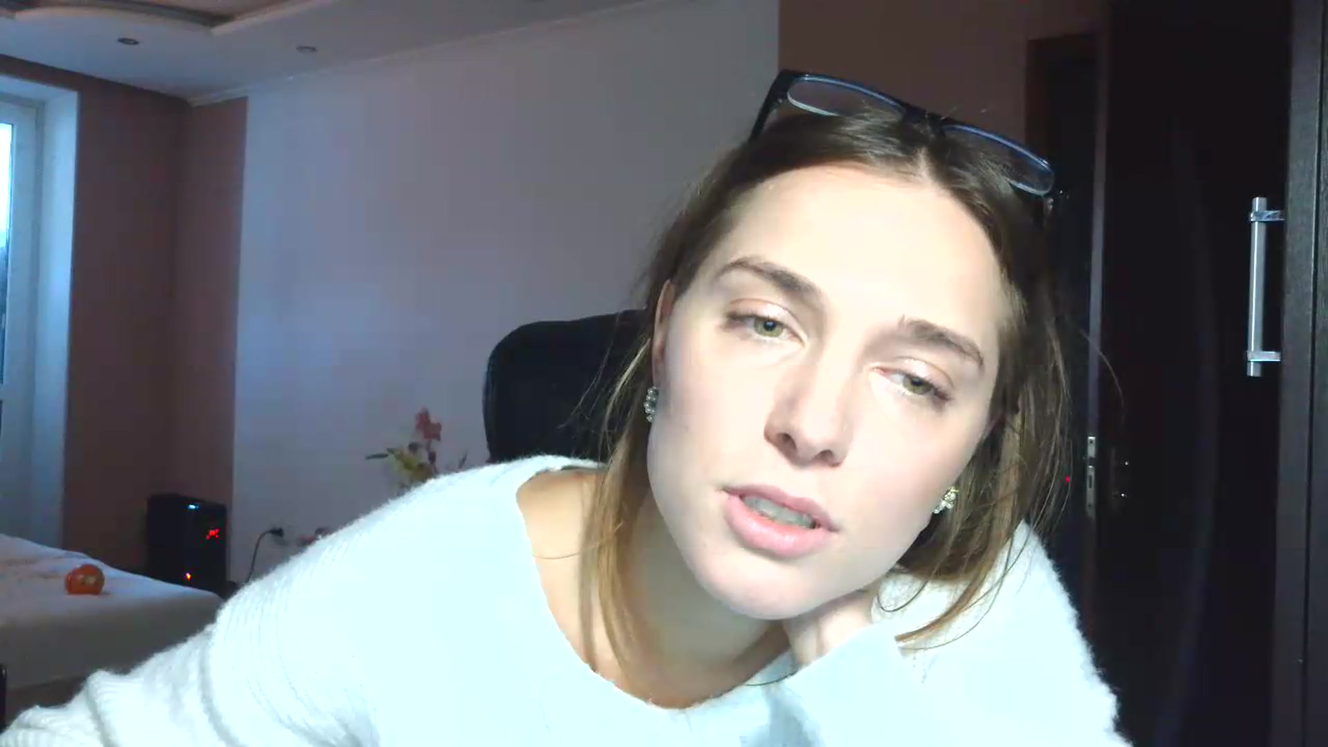 Gallery image thumbnail from NayaFrost's myfreecams stream on, 09/18/2026, 15:19 image 19 of 20
