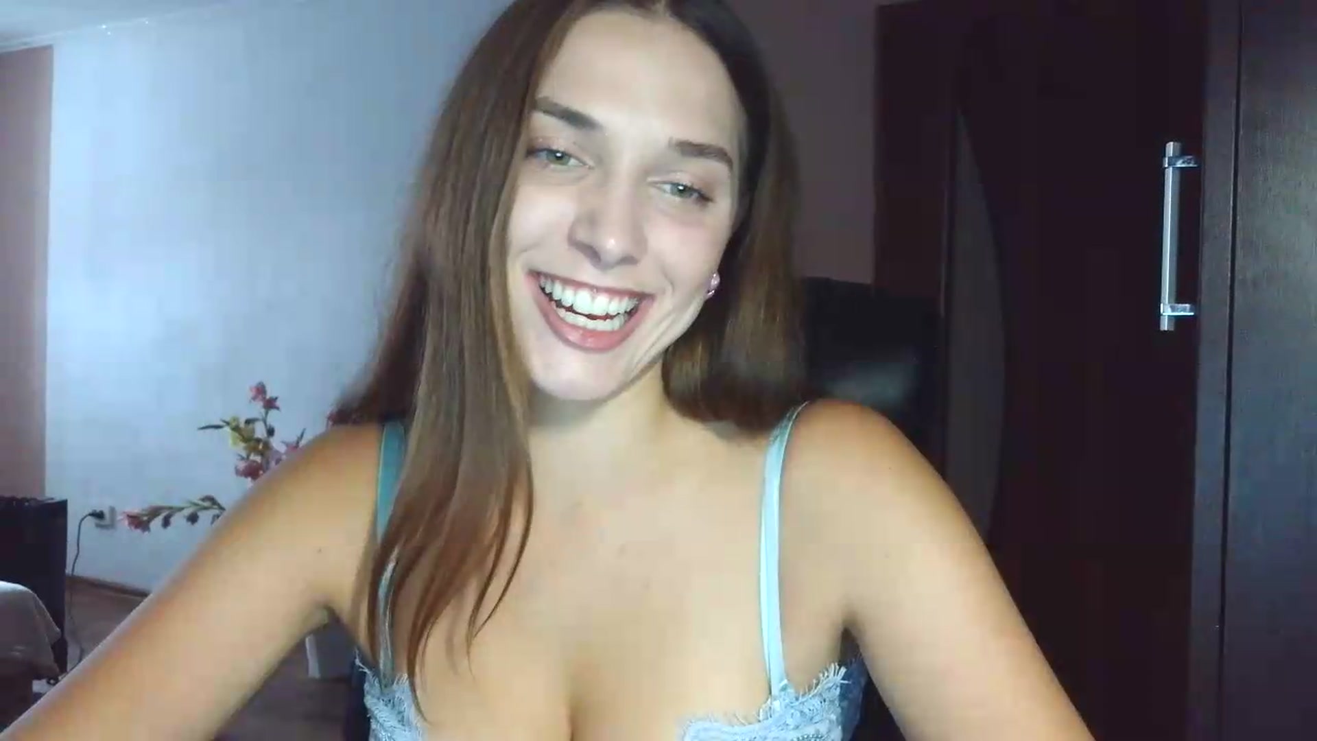 Gallery image thumbnail from NayaFrost's myfreecams stream on, 09/19/2026, 12:31 image 5 of 20