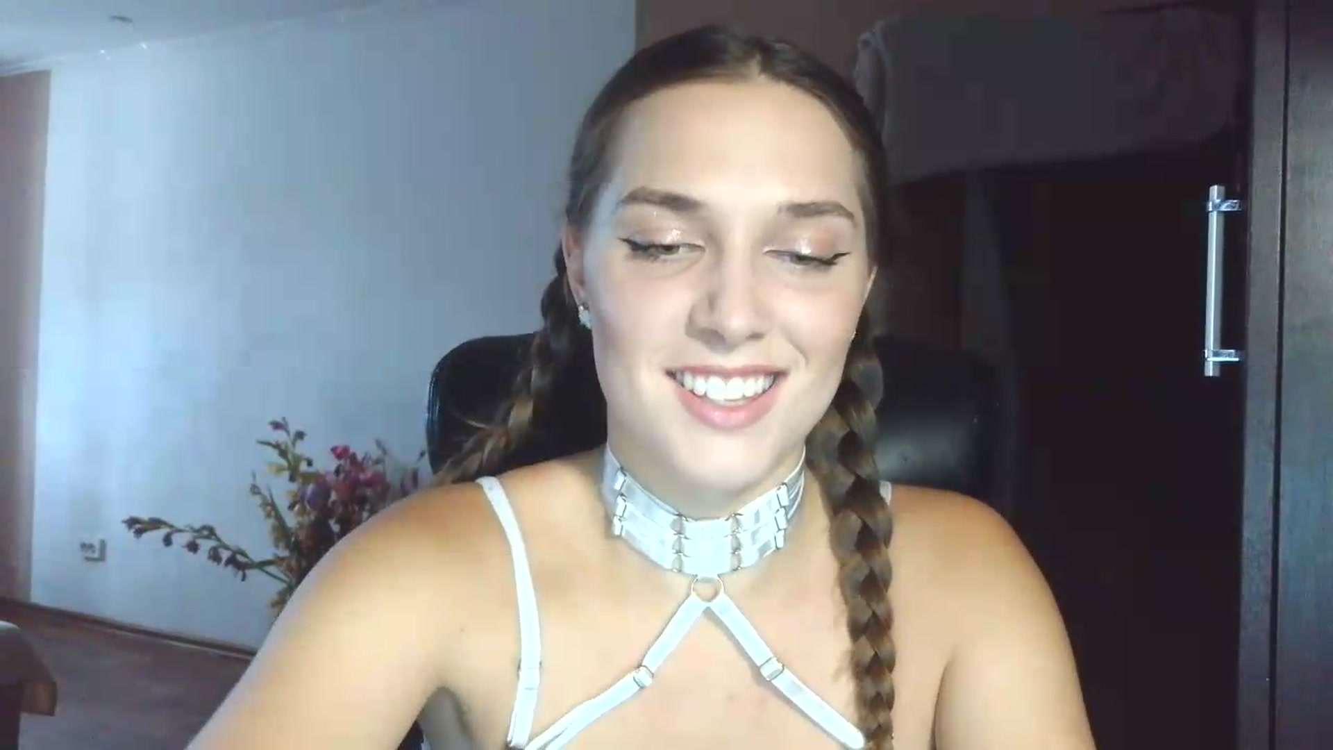 Gallery image thumbnail from NayaFrost's myfreecams stream on, 09/21/2026, 12:55 image 8 of 20