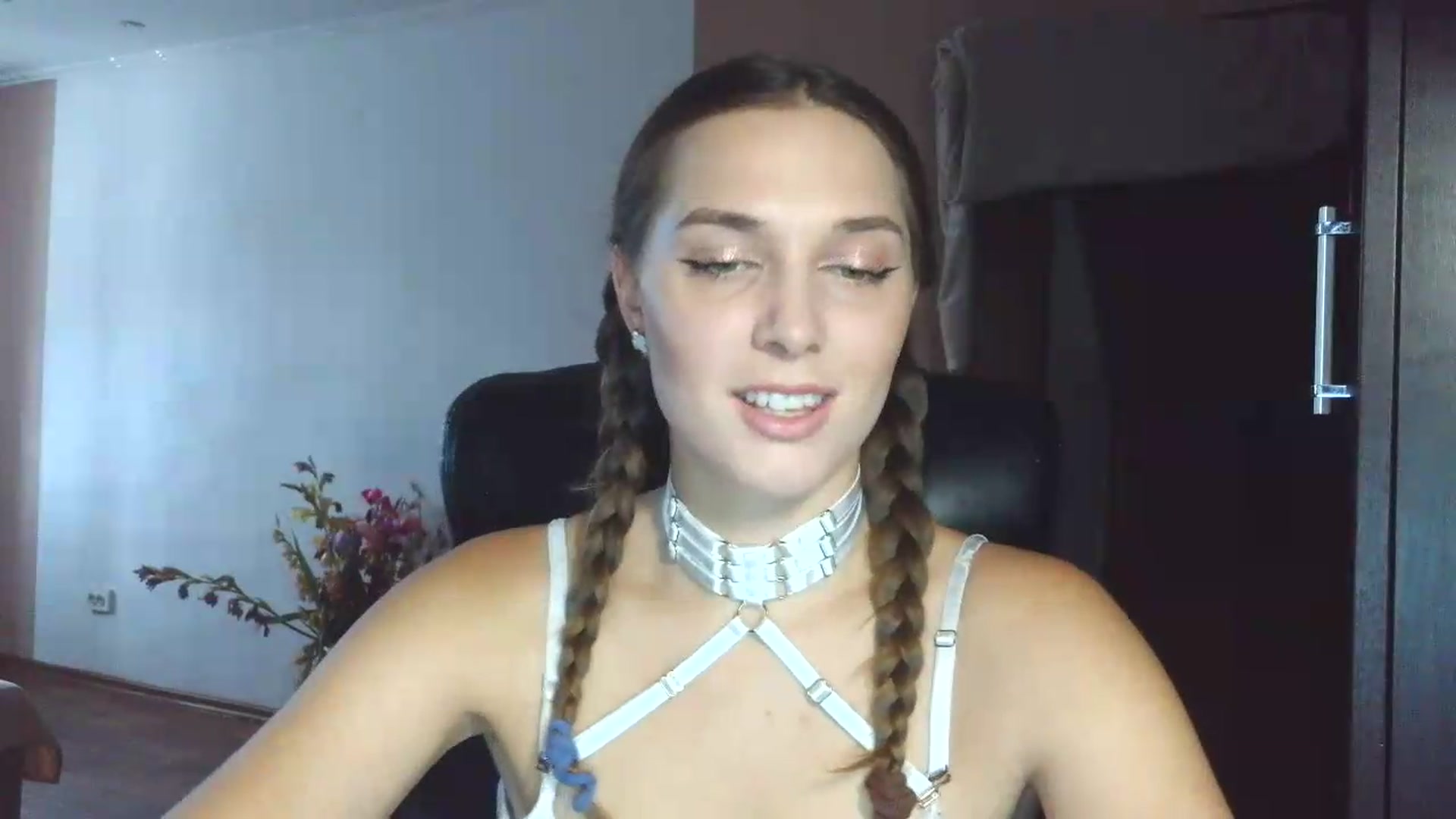 Gallery image thumbnail from NayaFrost's myfreecams stream on, 09/21/2026, 12:55 image 10 of 20