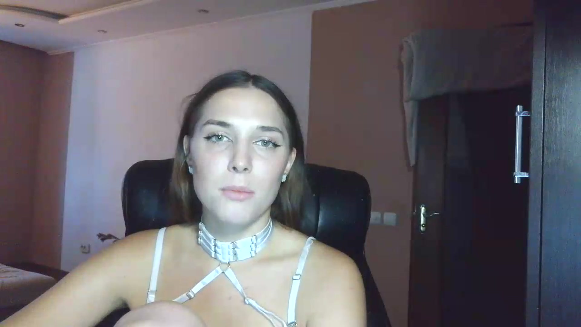 Gallery image thumbnail from NayaFrost's myfreecams stream on, 09/21/2026, 15:44 image 10 of 20