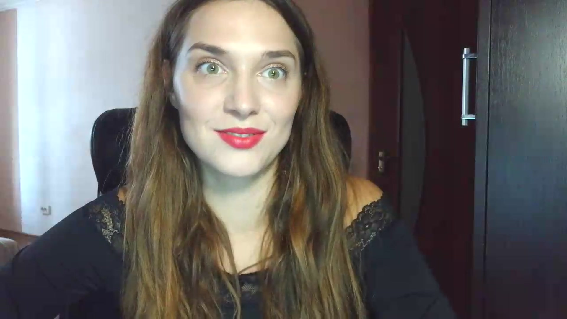 Gallery image thumbnail from NayaFrost's myfreecams stream on, 09/22/2026, 13:36 image 5 of 20