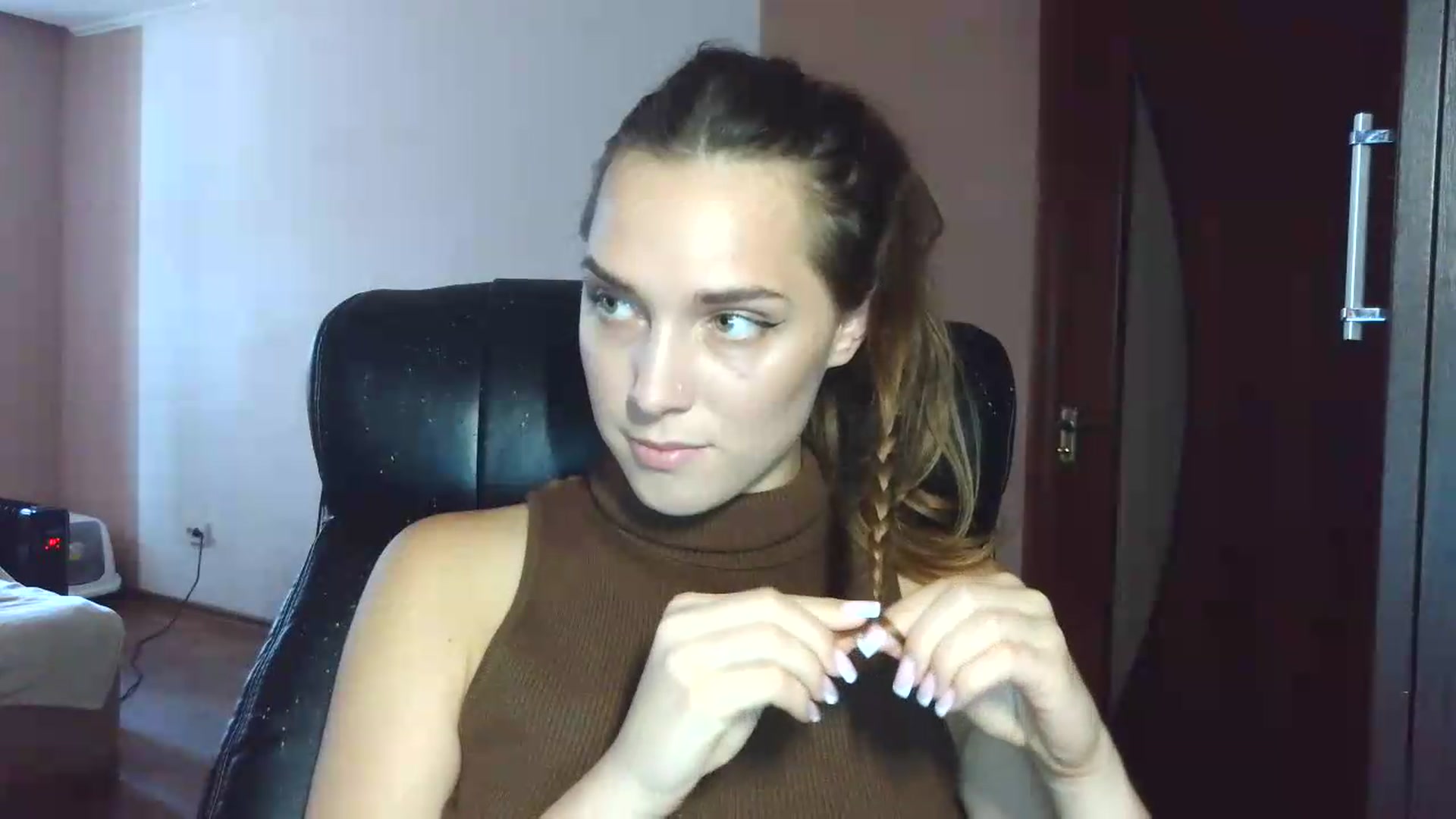 Gallery image thumbnail from NayaFrost's myfreecams stream on, 09/25/2026, 13:10 image 15 of 20