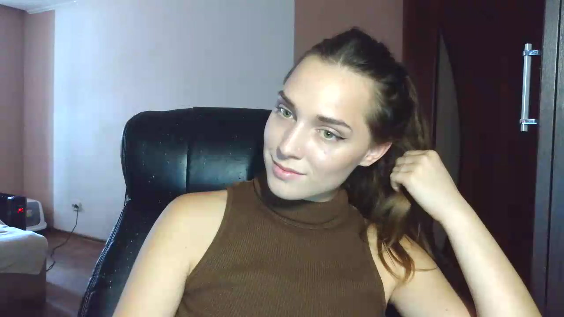 Gallery image thumbnail from NayaFrost's myfreecams stream on, 09/25/2026, 13:10 image 18 of 20