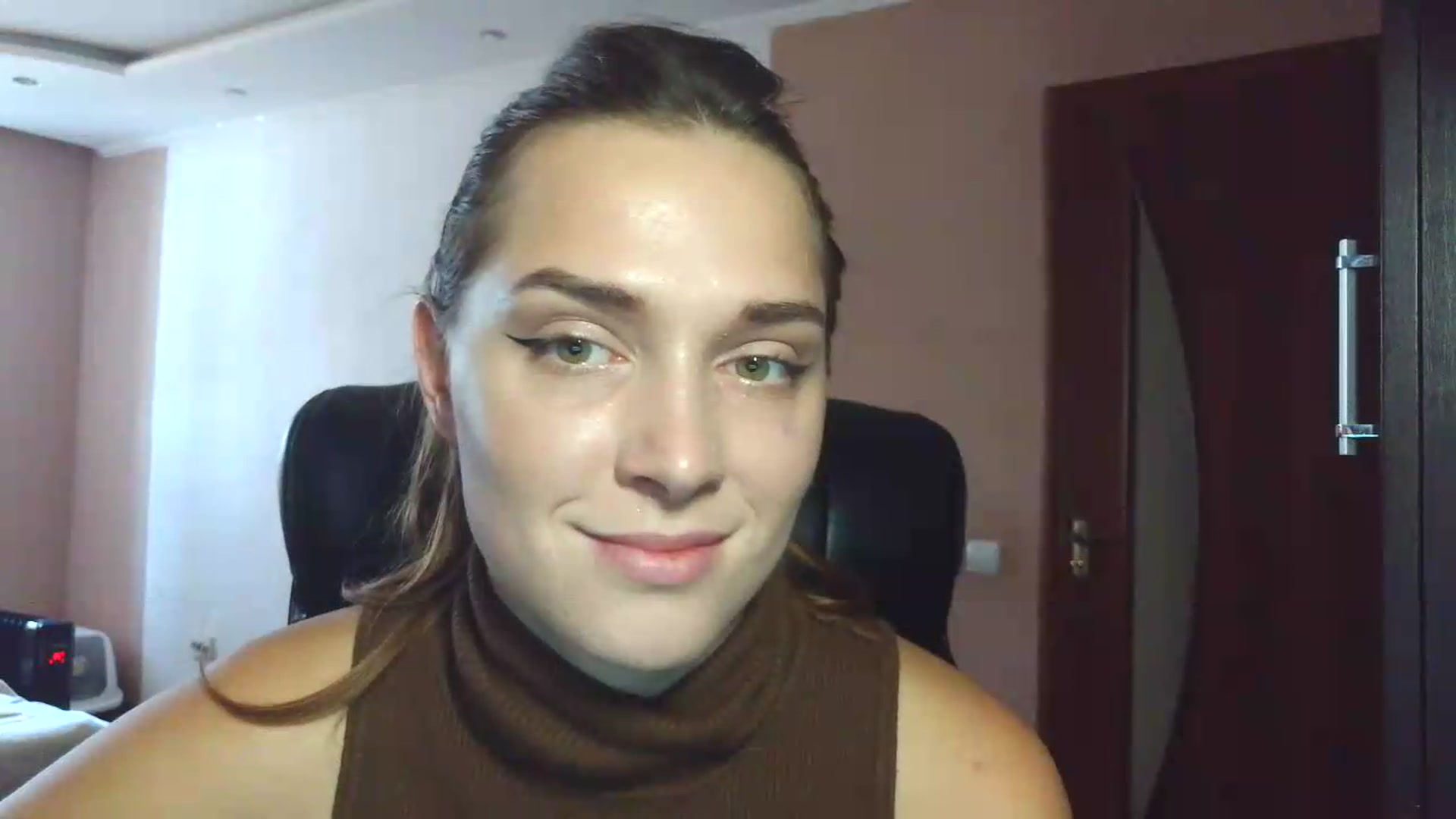 Gallery image thumbnail from NayaFrost's myfreecams stream on, 09/25/2026, 13:10 image 3 of 20