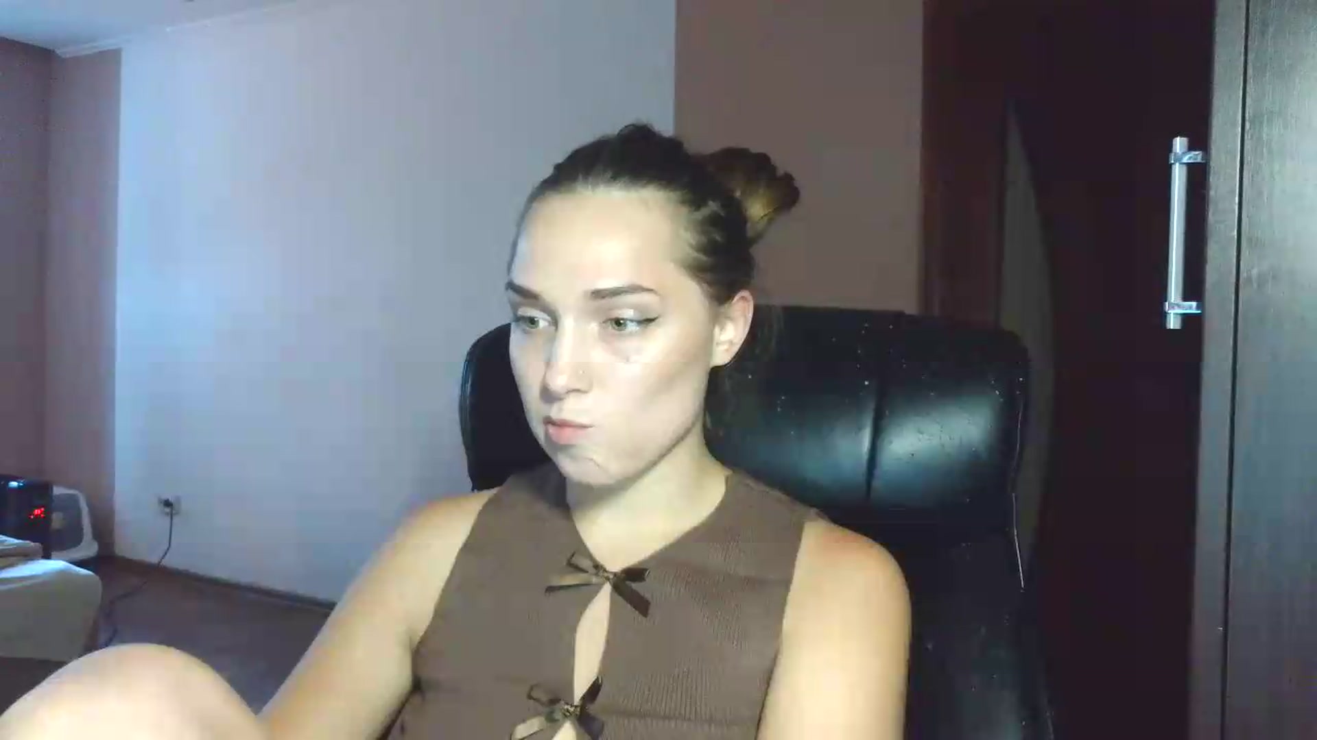 Gallery image thumbnail from NayaFrost's myfreecams stream on, 09/25/2026, 14:31 image 20 of 20